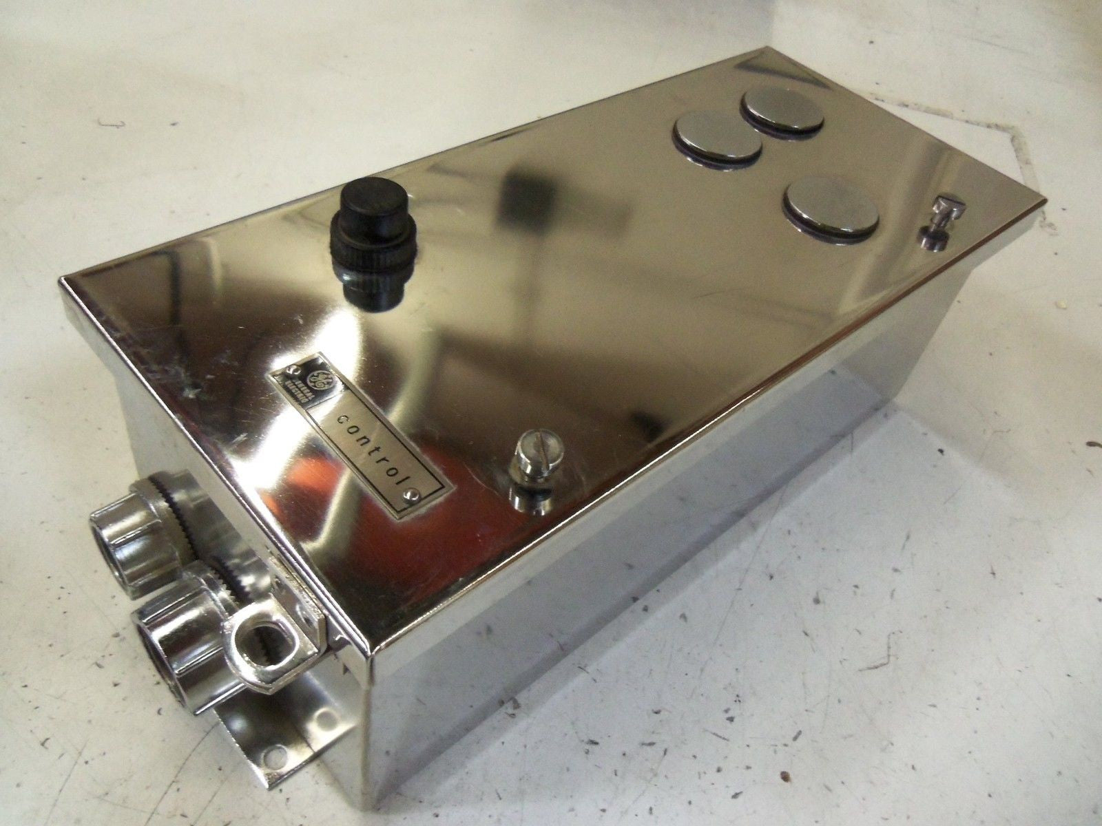 GENERAL ELECTRIC TYPE 4 ENCLOSURE STAINLESS STEAL *NEW NO BOX*