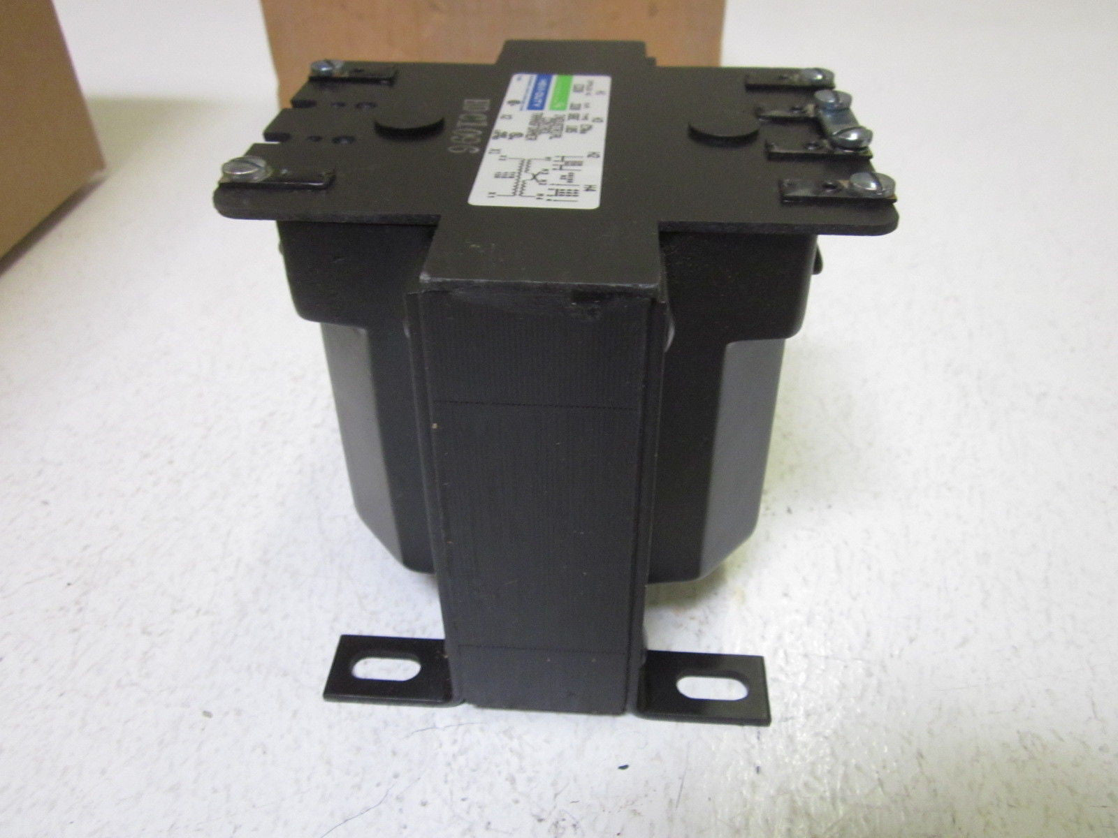GENERAL SIGNAL E320 240V INDUSTRIAL CONTROL TRANSMITTER *NEW IN BOX*