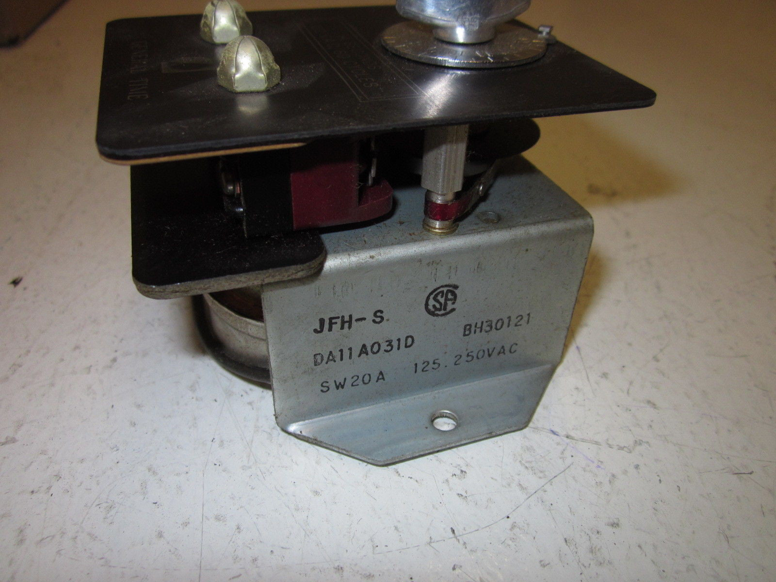 GENERAL TIME JFH-S 14 SECONDS 120VAC 60 CYCLES *USED*
