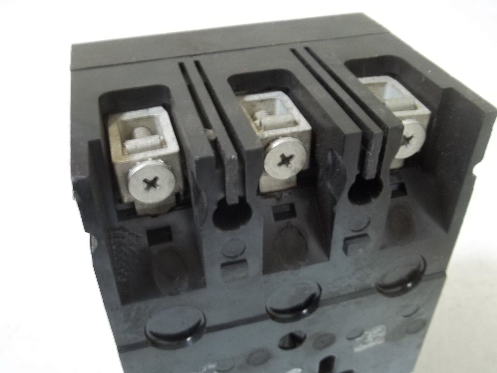 GENERAL ELECTRIC THED136030 CIRCUIT BREAKER 30A *USED*