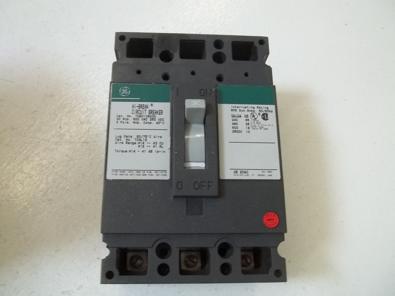 GENERAL ELECTRIC THED136030 CIRCUIT BREAKER 30A (GREEN) *NEW IN BOX*