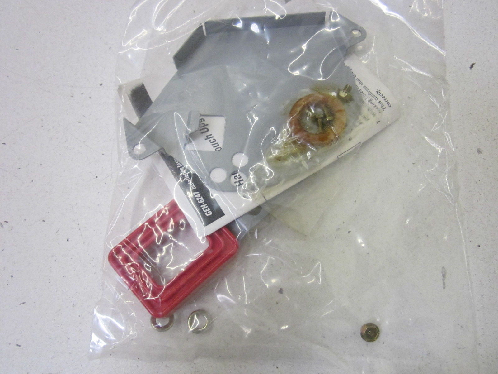 GE THRPLHDL2 *NEW IN BOX*