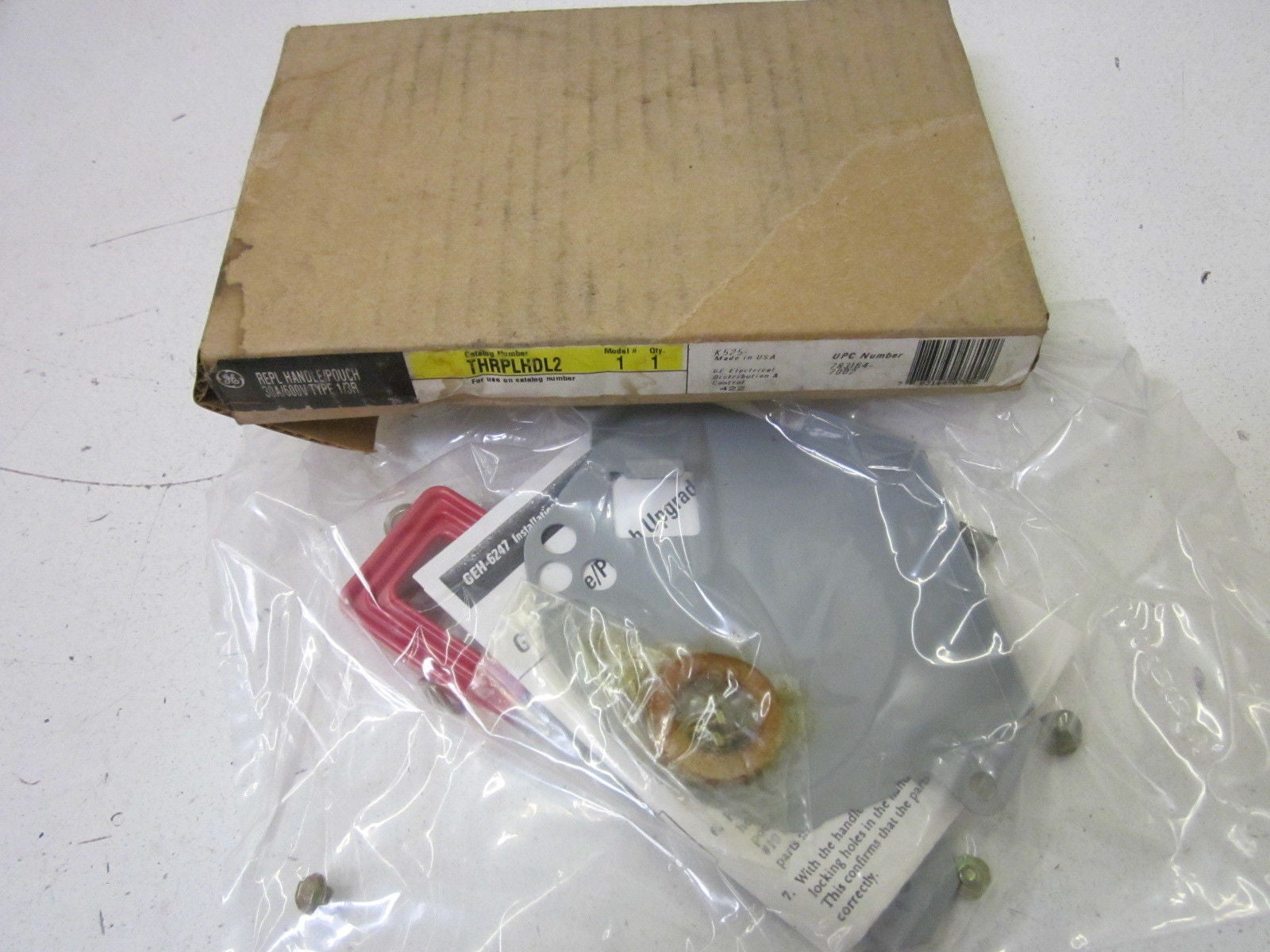 GE THRPLHDL2 *NEW IN BOX*