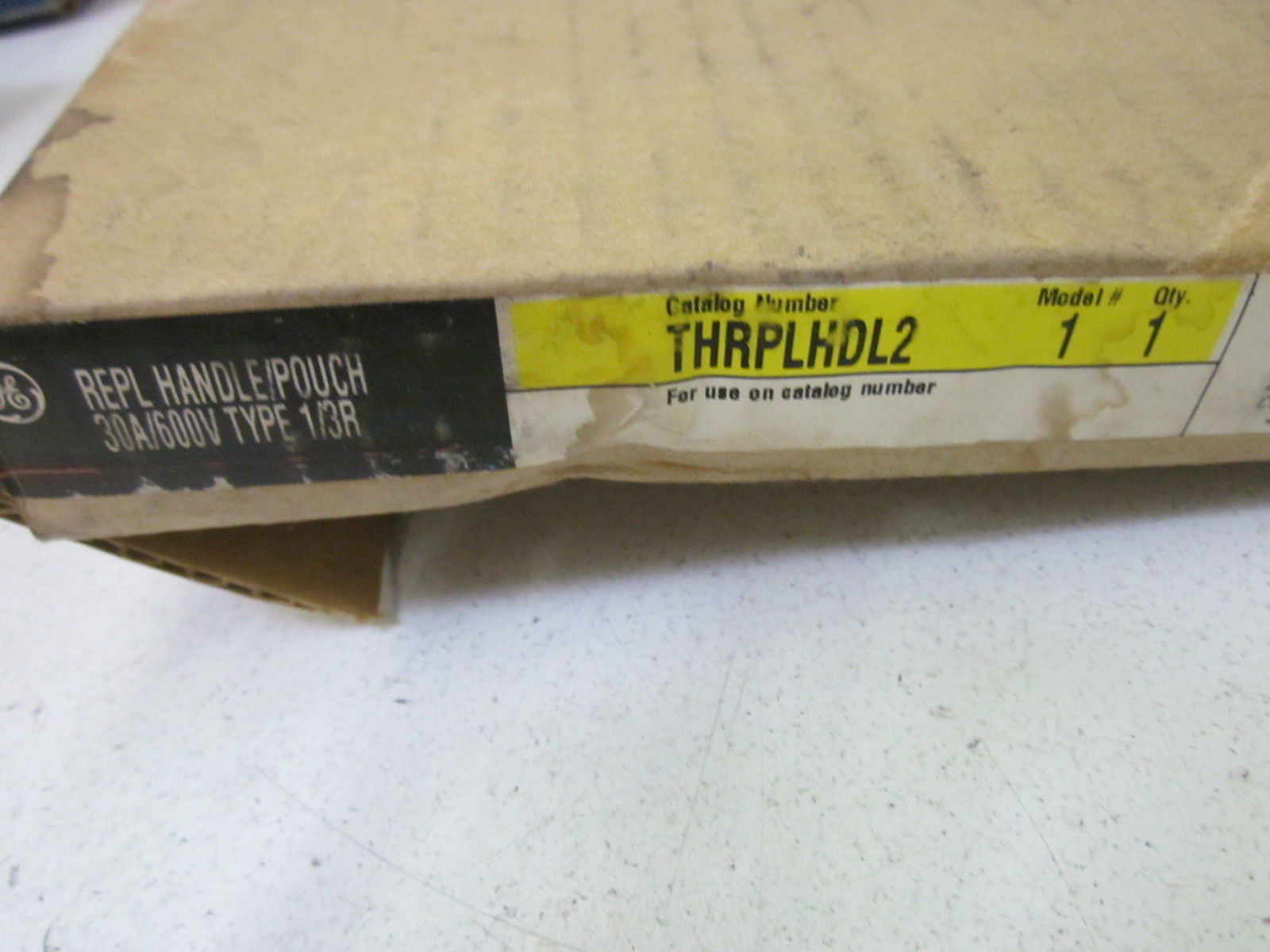 GE THRPLHDL2 *NEW IN BOX*