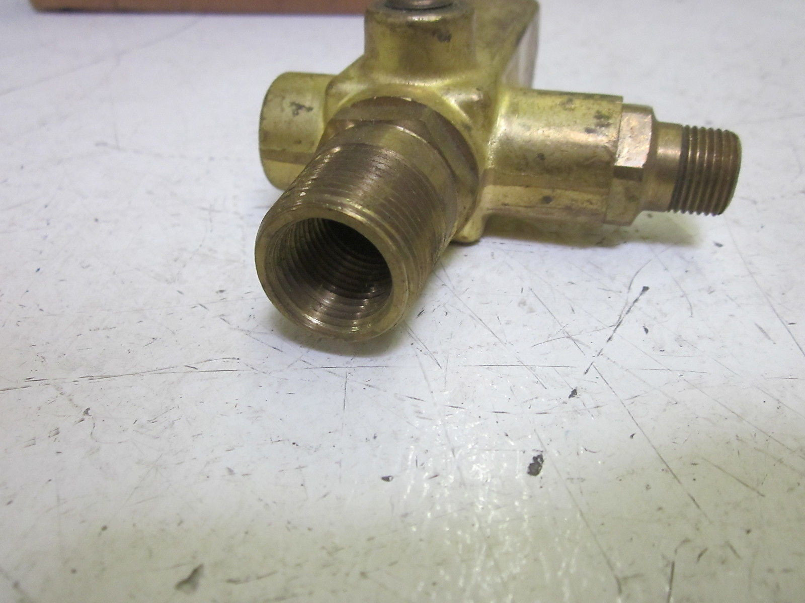 GIANT INDUSTRIES 22650 FLOW ACTUATED UNLOADER *USED*