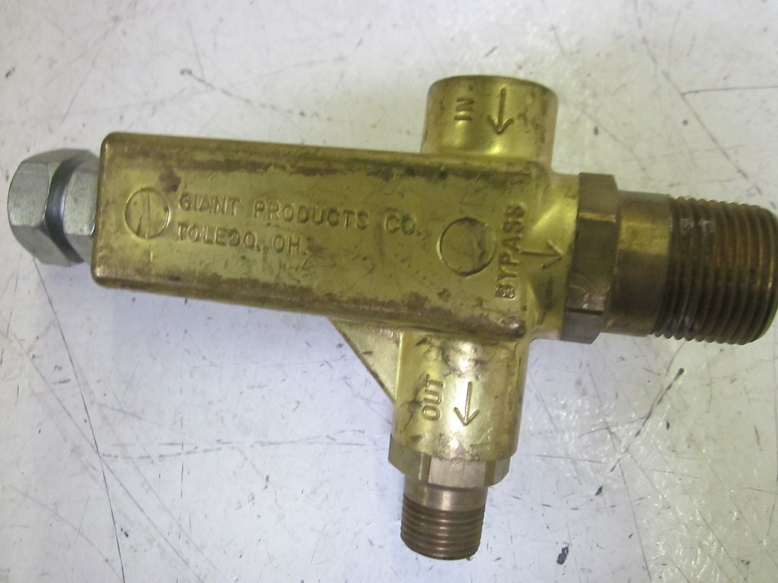 GIANT INDUSTRIES 22650 FLOW ACTUATED UNLOADER *USED*
