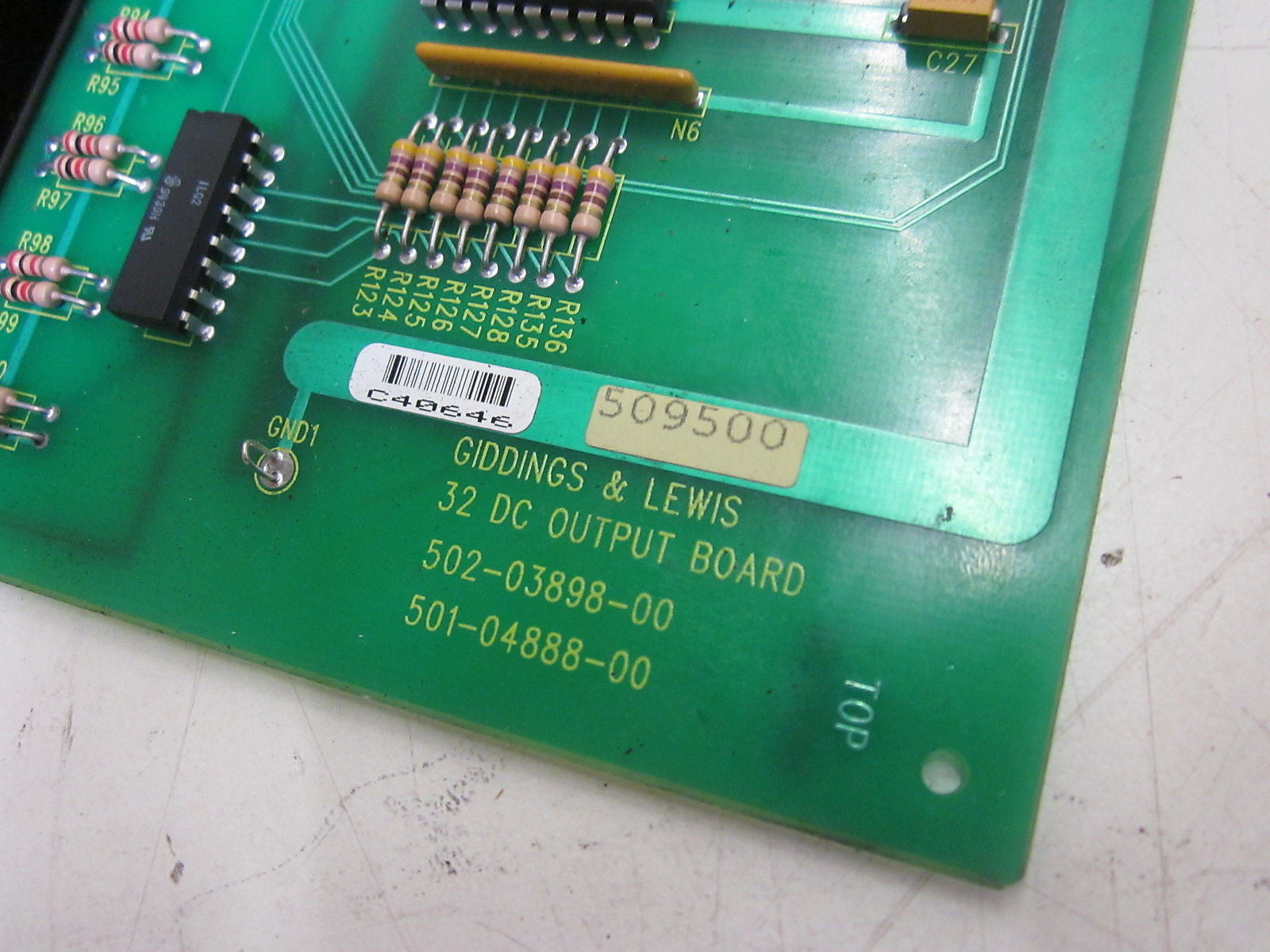 GIDDINGS&LEWIS 502-03898-50 32 DC OUTPUT BOARD 501-0488-01 *USED*