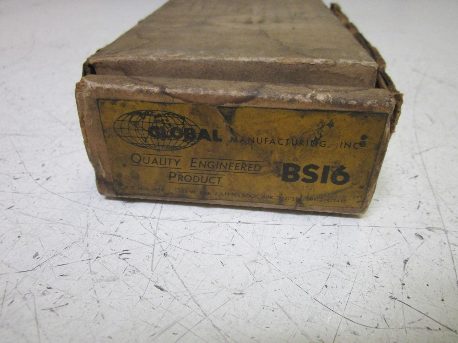 GLOBAL MFG. INC. BS16 INDUSTRIAL VIBRATOR *NEW IN BOX*