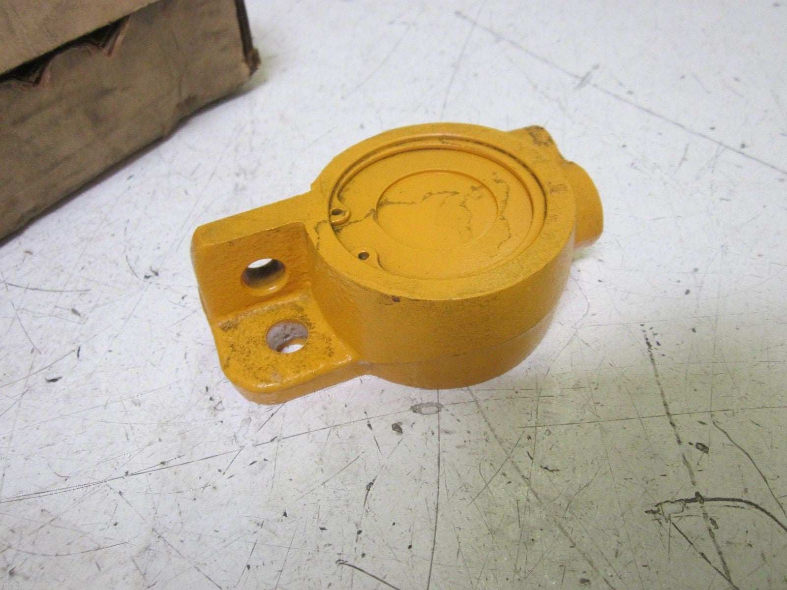 GLOBAL MFG. INC. BS16 INDUSTRIAL VIBRATOR *NEW IN BOX*