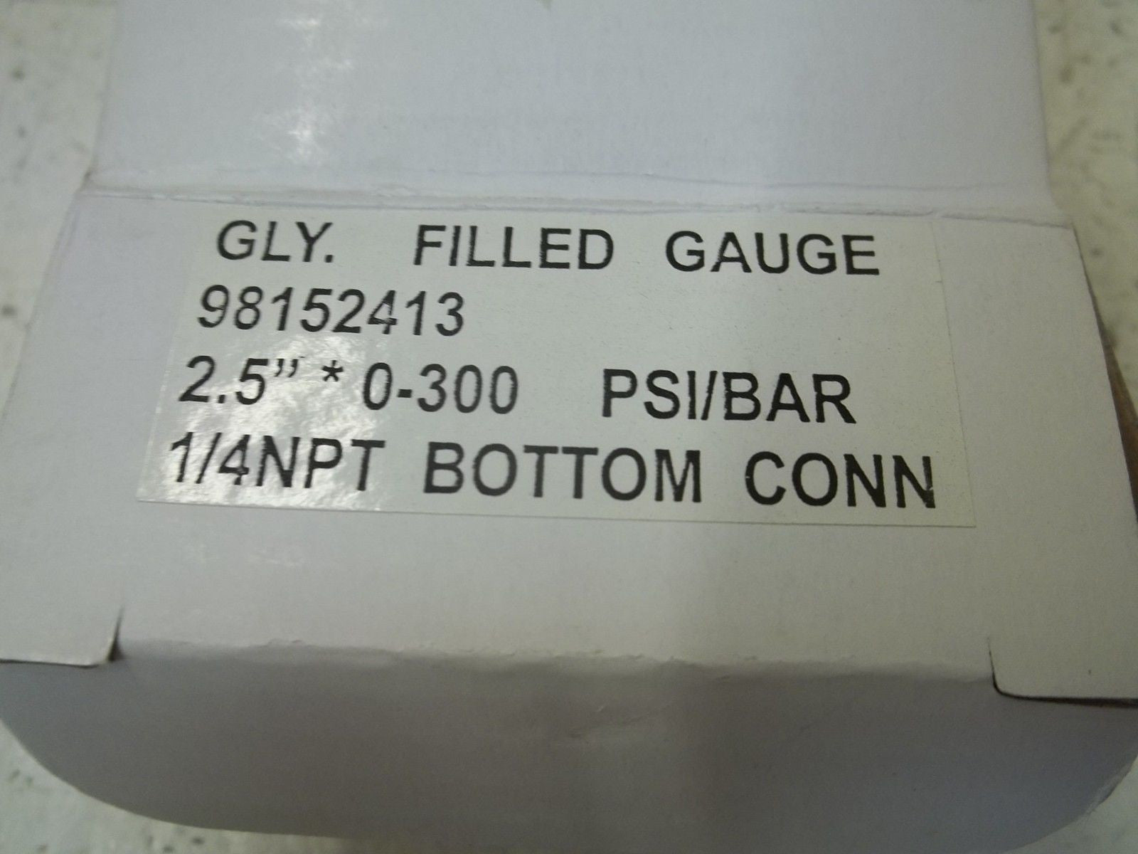 GLY.FILLD. GAUGE 98152413 2.5" 0-300 PSI/BAR *NEW IN BOX*
