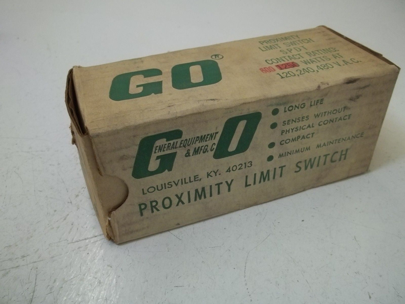 GO SWITCH 43-100-T PROXIMITY LIMIT SWITCH *NEW IN BOX*