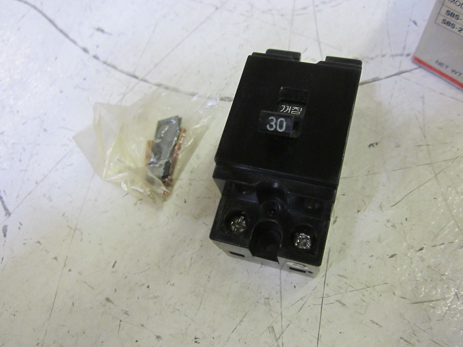 GOLDSTAR SBS-1 SAFETY BREAKER 30A 2P 220V *NEW IN BOX*