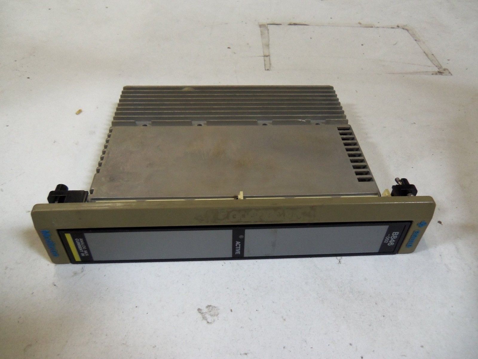 GOULD B846-002 ANALOG MUX CURRENT IN *USED*