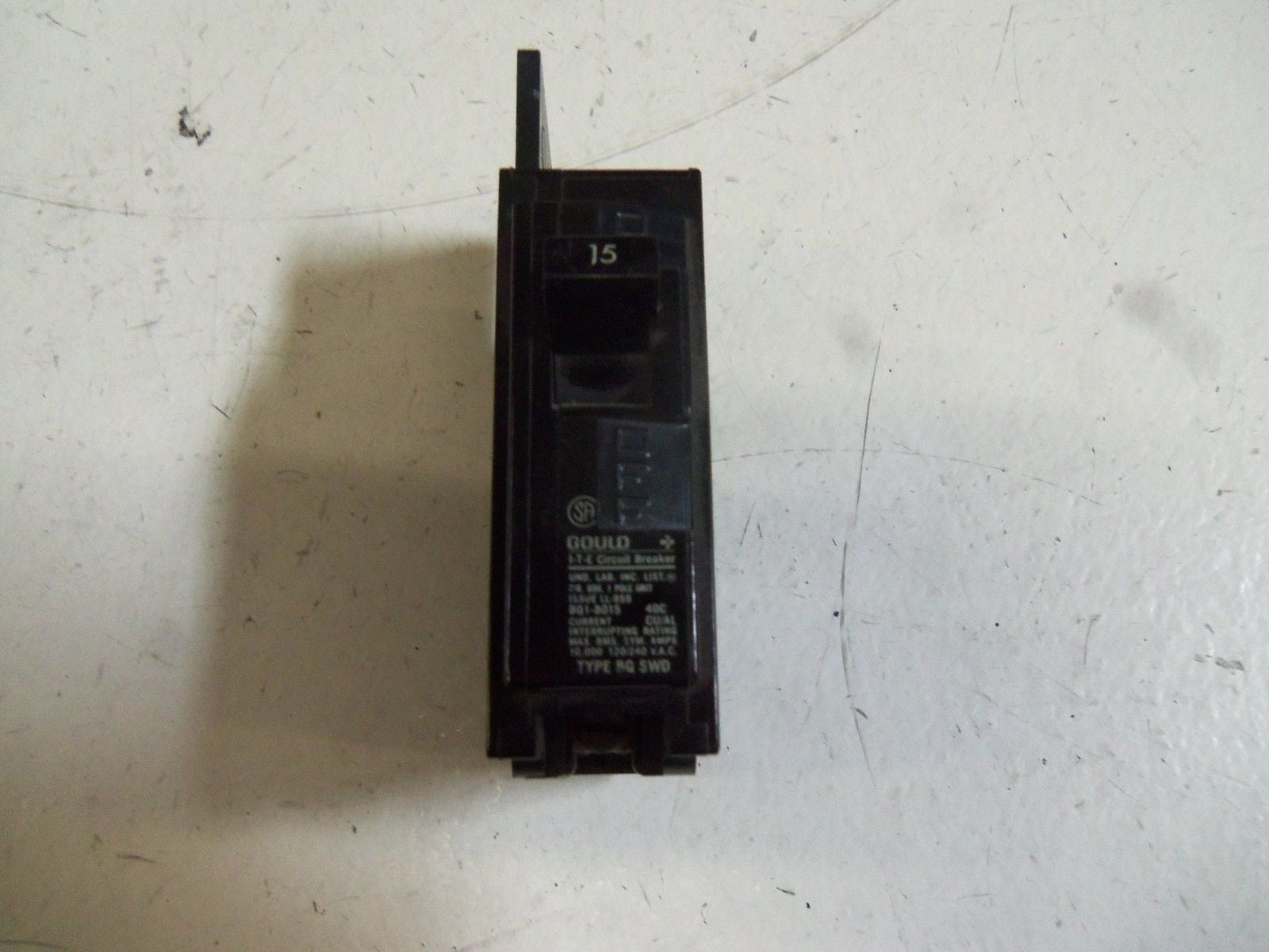 GOULD BQ1-B015 CIRCUIT BREAKER *USED*