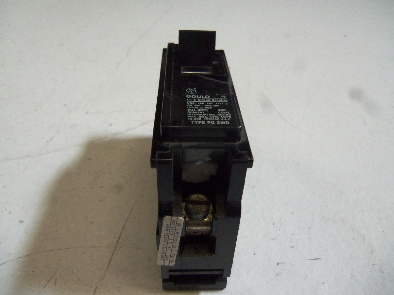 GOULD BQ1-B015 CIRCUIT BREAKER *USED*