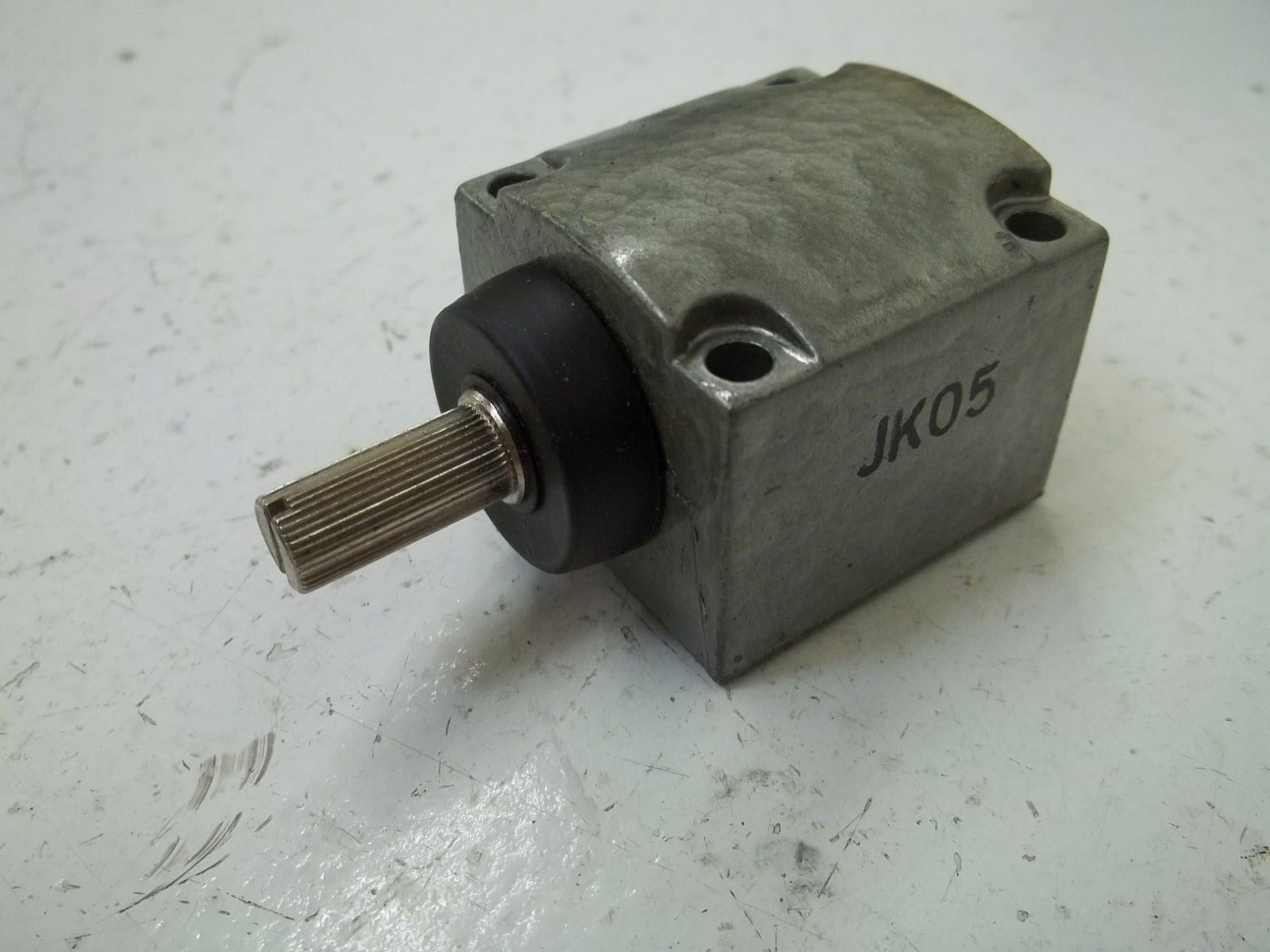 GOULD JK05 *NEW IN A  BOX*