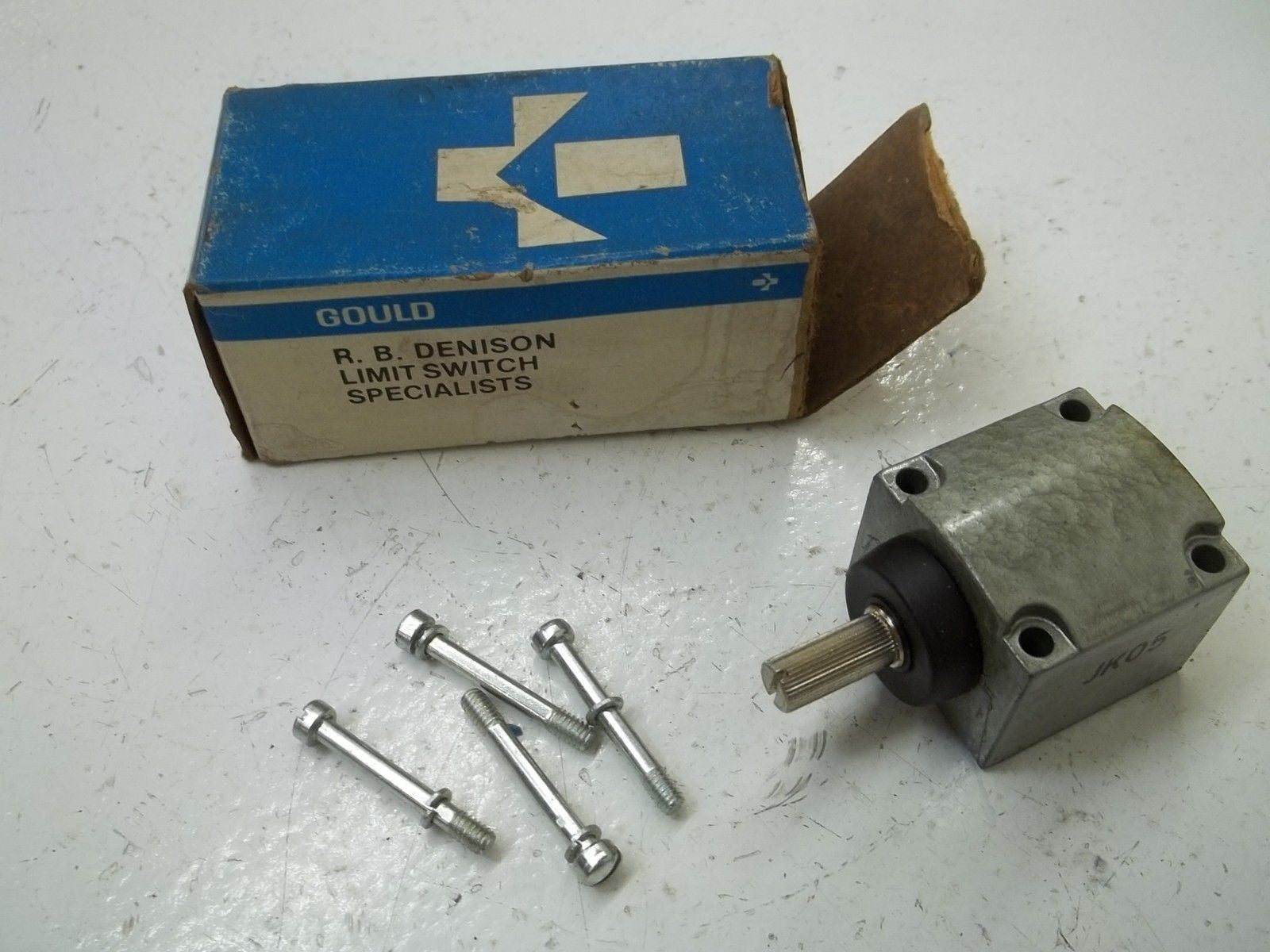 GOULD JK05 *NEW IN A  BOX*