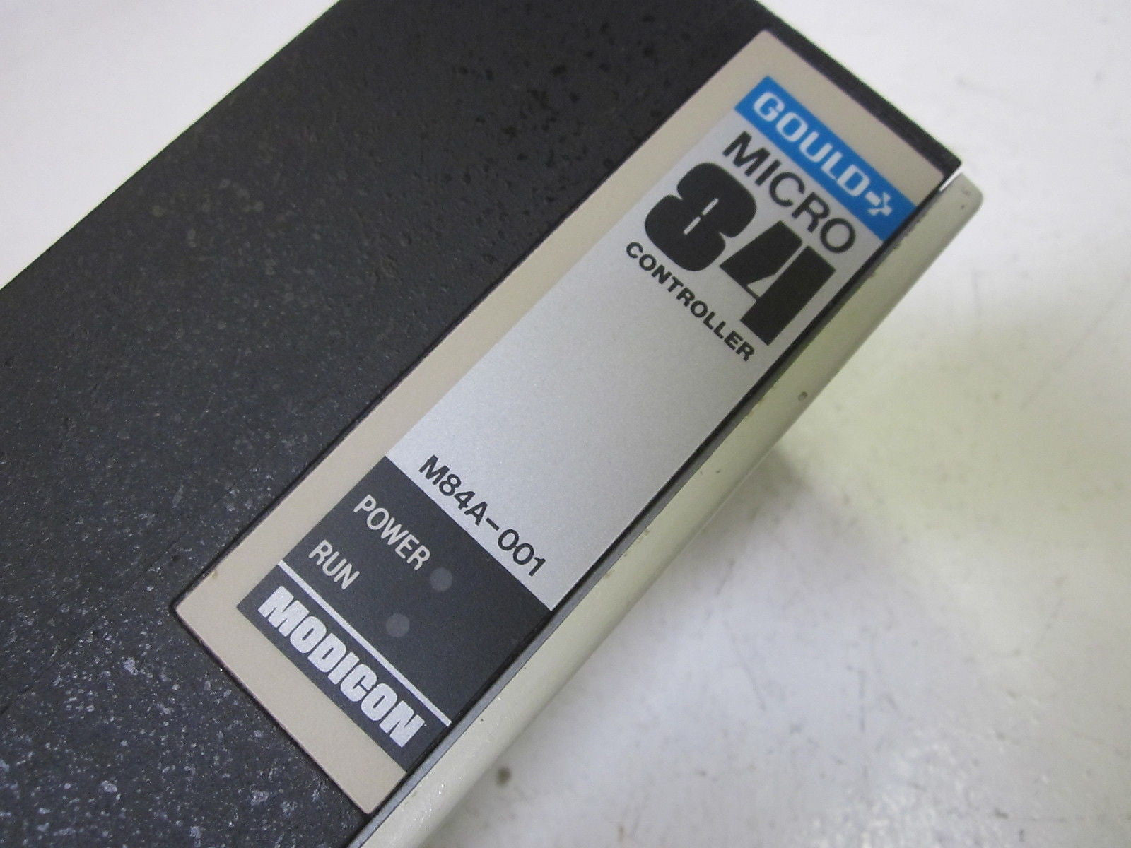 GOULD MODICON AS-M84A-001 MICRO 84 CONTROLLER 120/240VAC *USED*