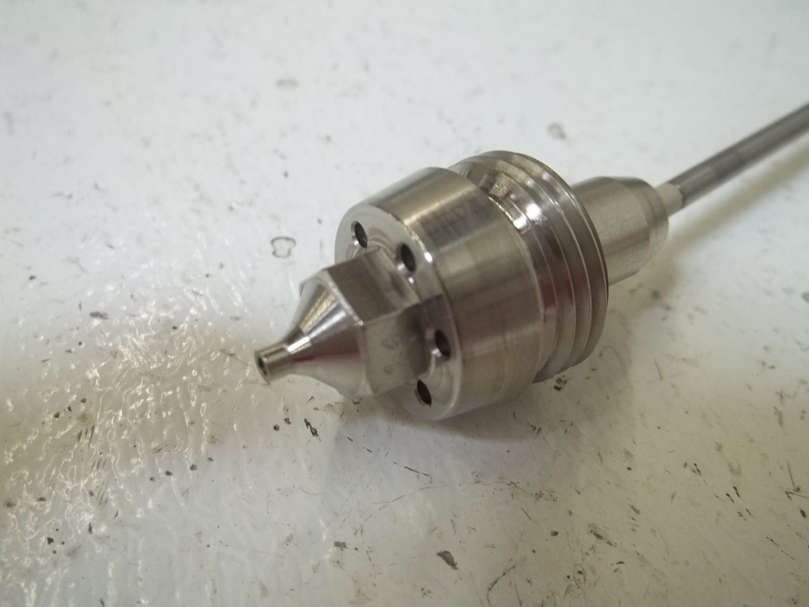 GRACO 239592 FLUID TIP *ORIGINAL PACKAGE*