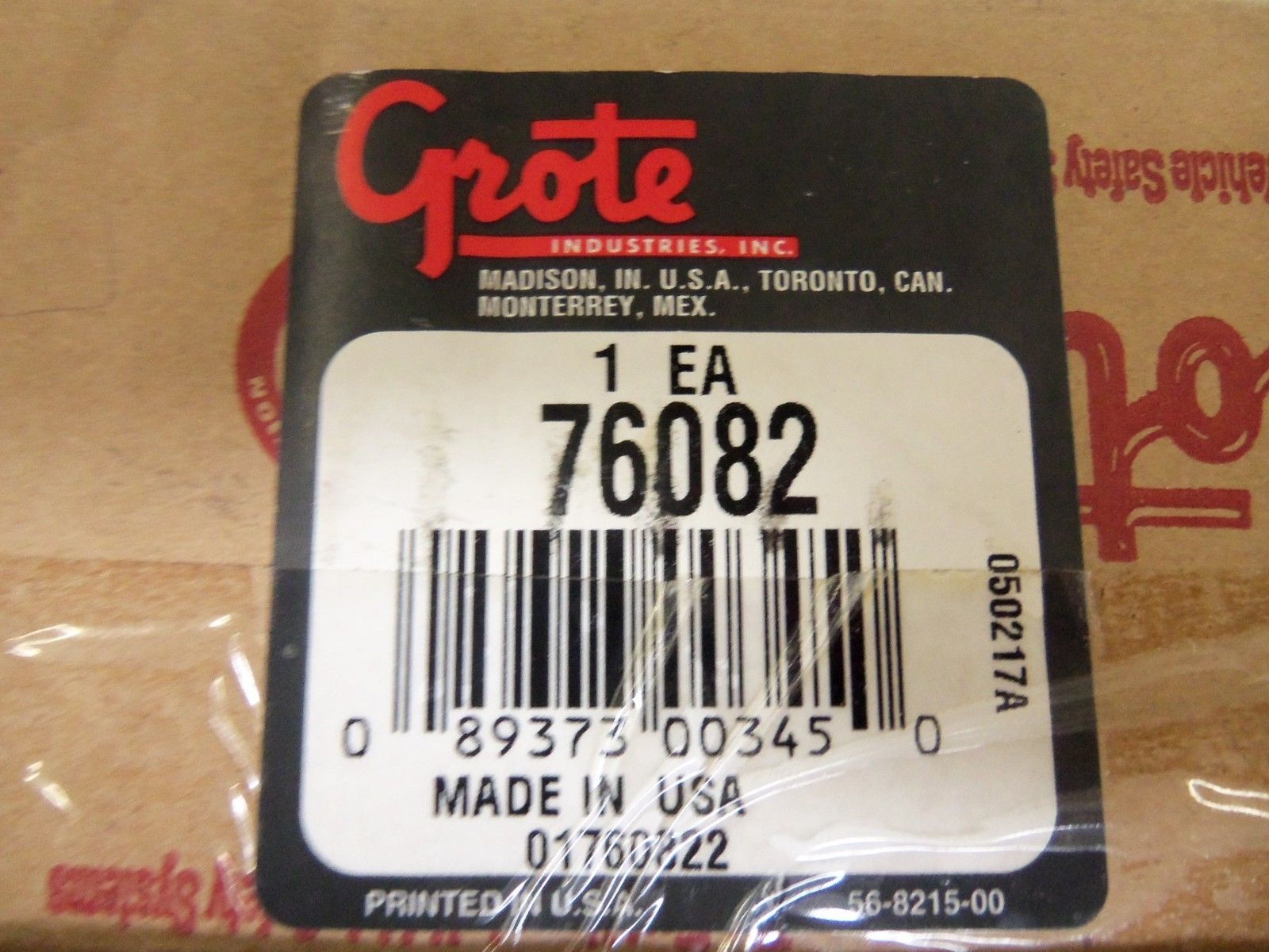 GROTE 76082 FLASHING AUXILIARY RED WARNING LIGHT *NEW IN BOX*