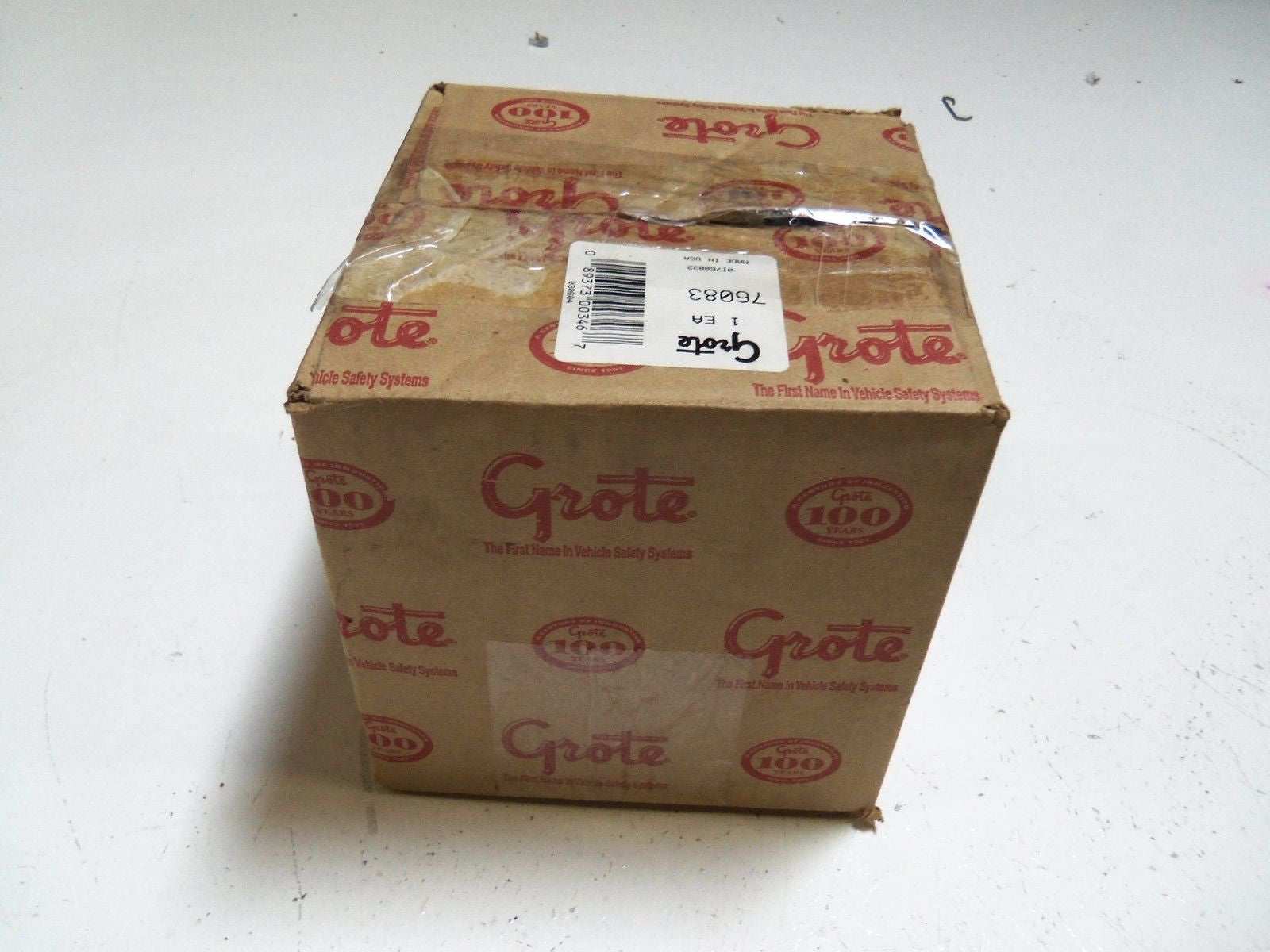 GROTE 76083 YELLOW EMERGENCY LIGHT *NEW IN BOX*