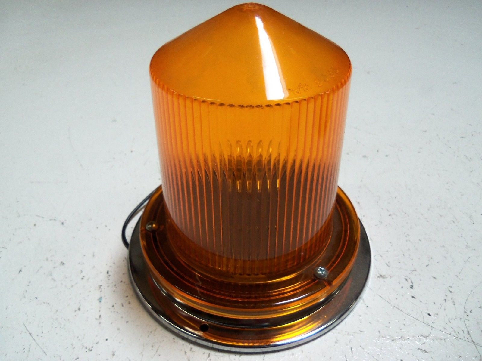 GROTE 76083 YELLOW EMERGENCY LIGHT *NEW IN BOX*