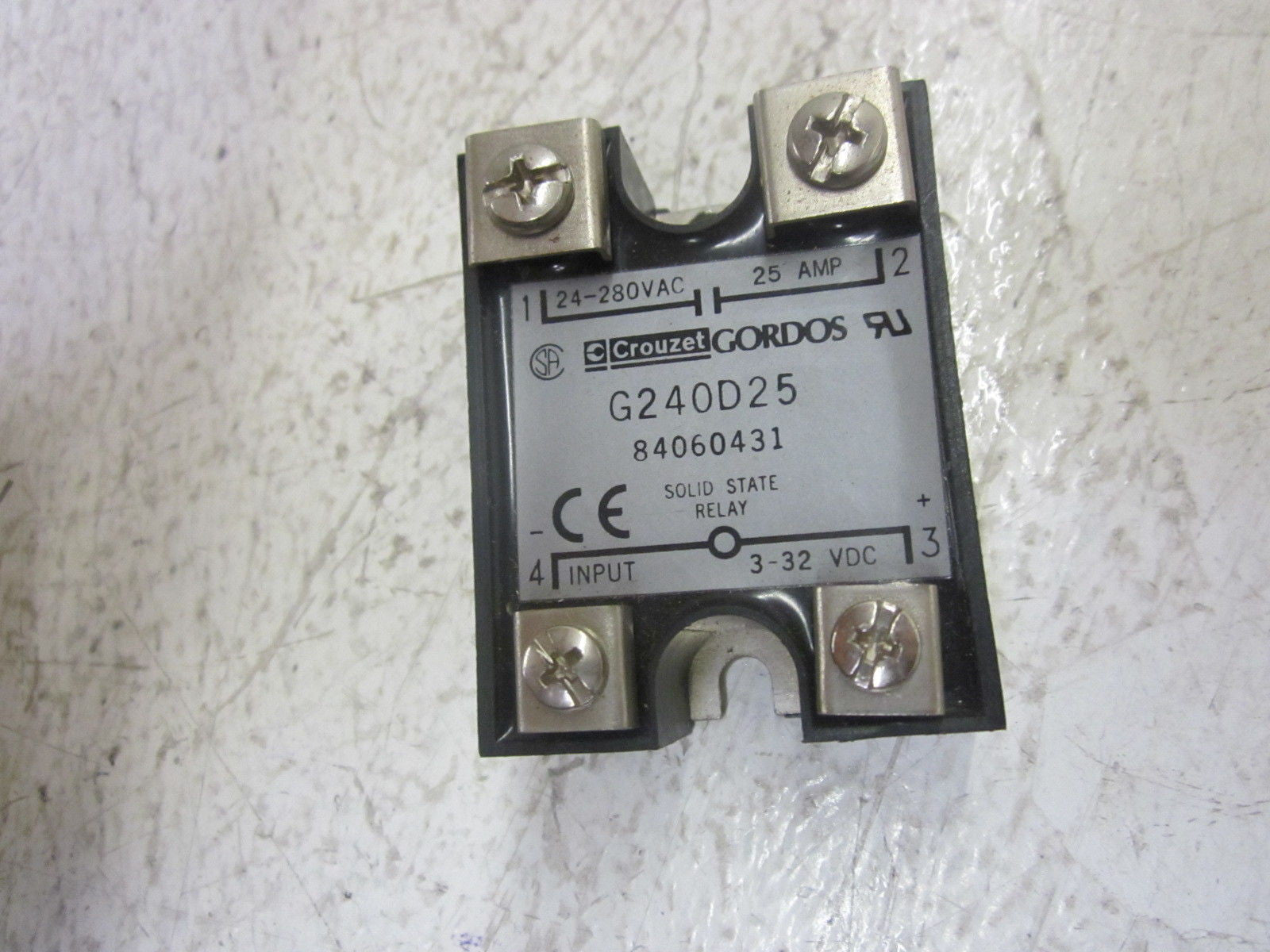 GROUZET GORDOS G240D25 SOLID STATE RELAY 25A 24-280VAC *USED*