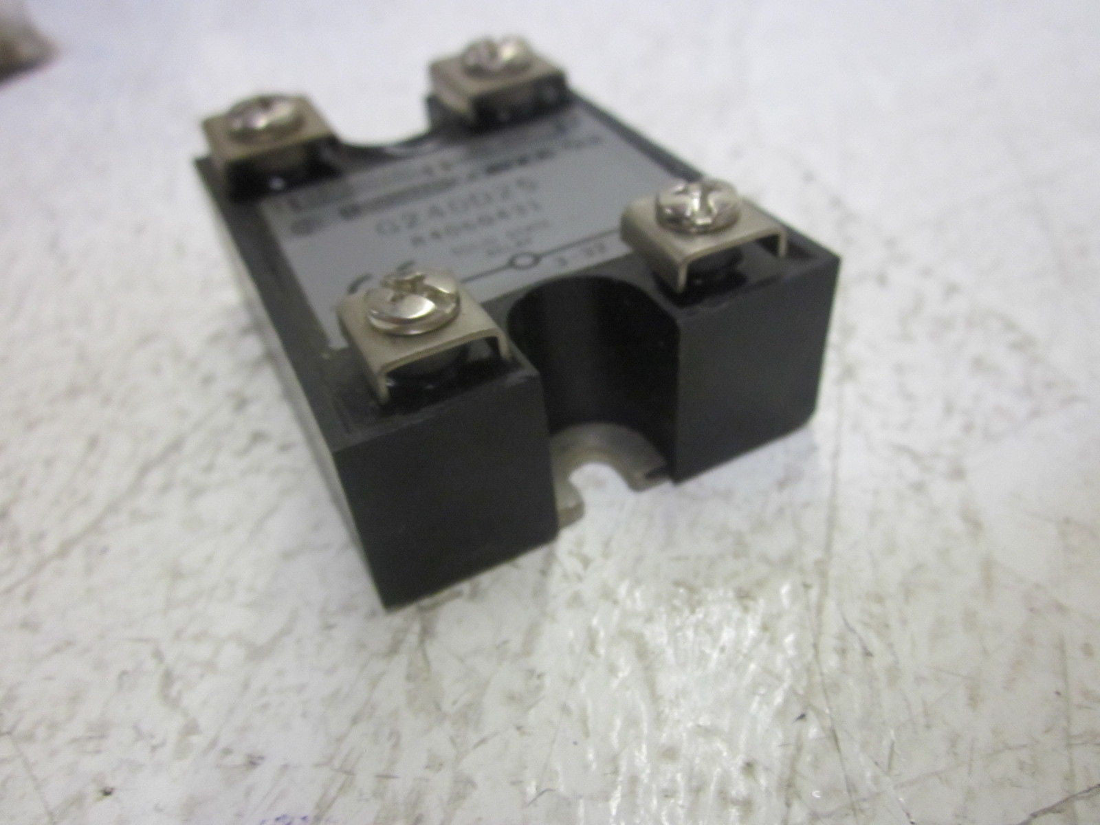 GROUZET GORDOS G240D25 SOLID STATE RELAY 25A 24-280VAC *USED*