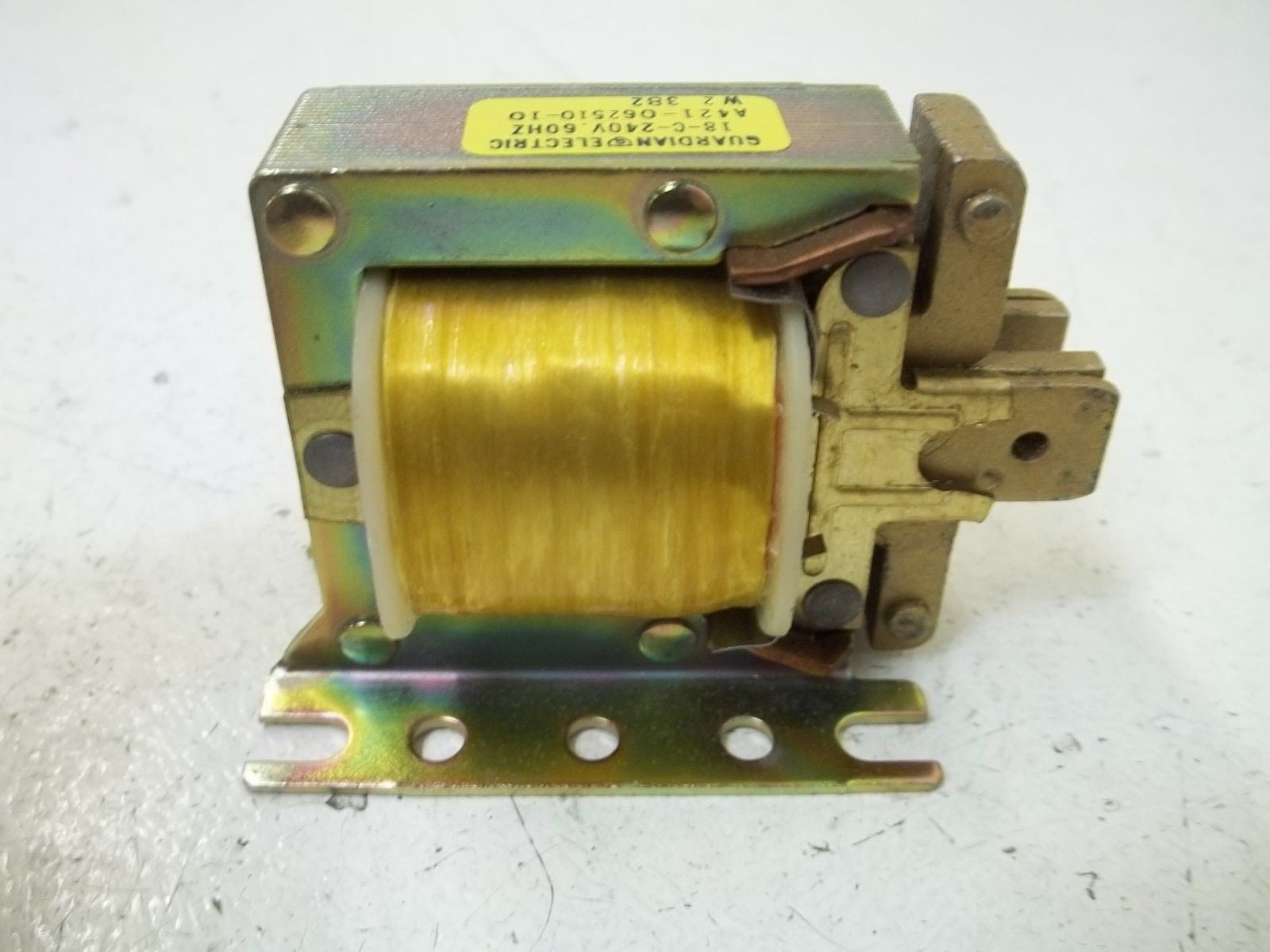 GUARDIAN A421-062510-10 240V *USED*