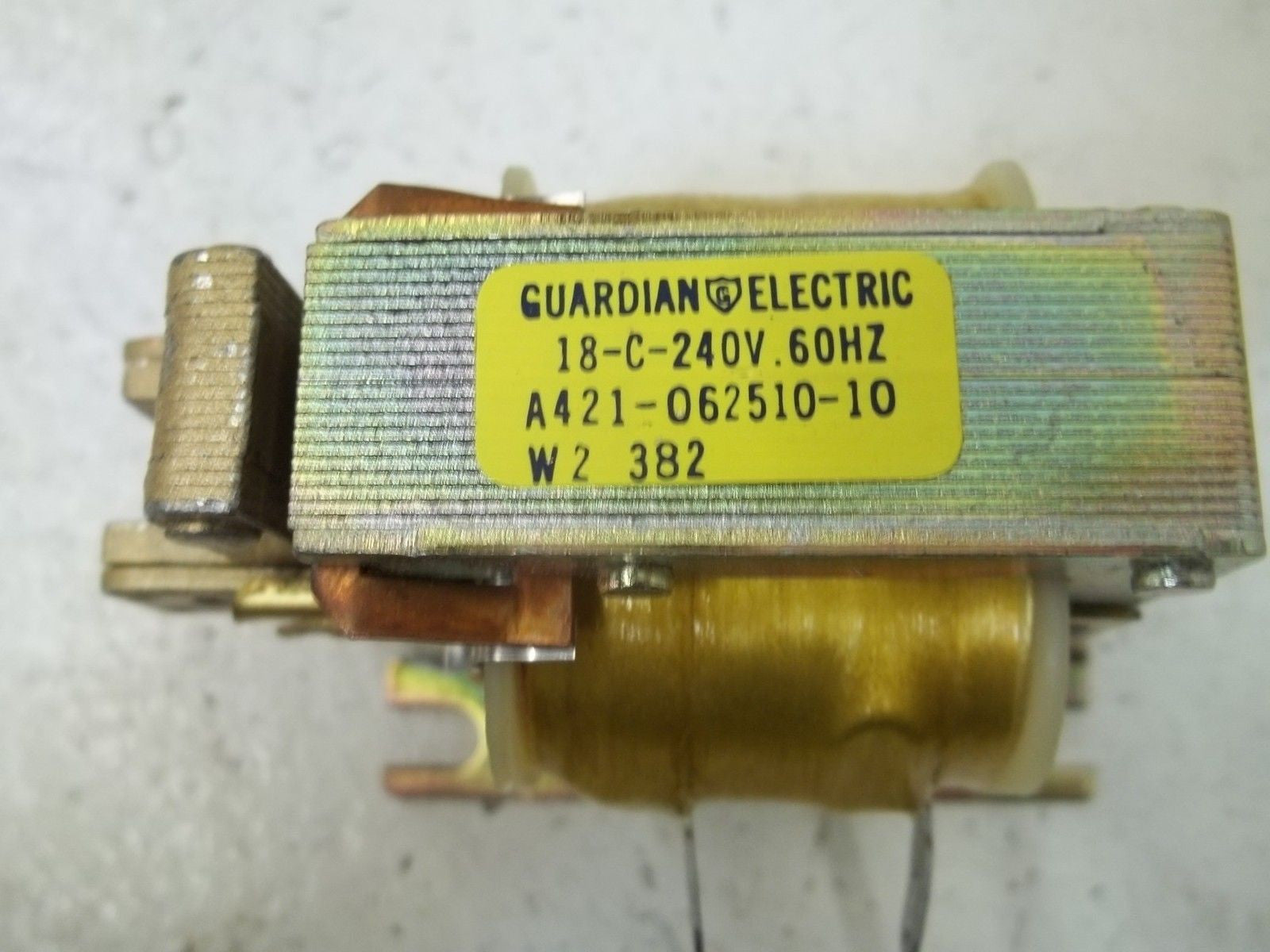 GUARDIAN A421-062510-10 240V *USED*