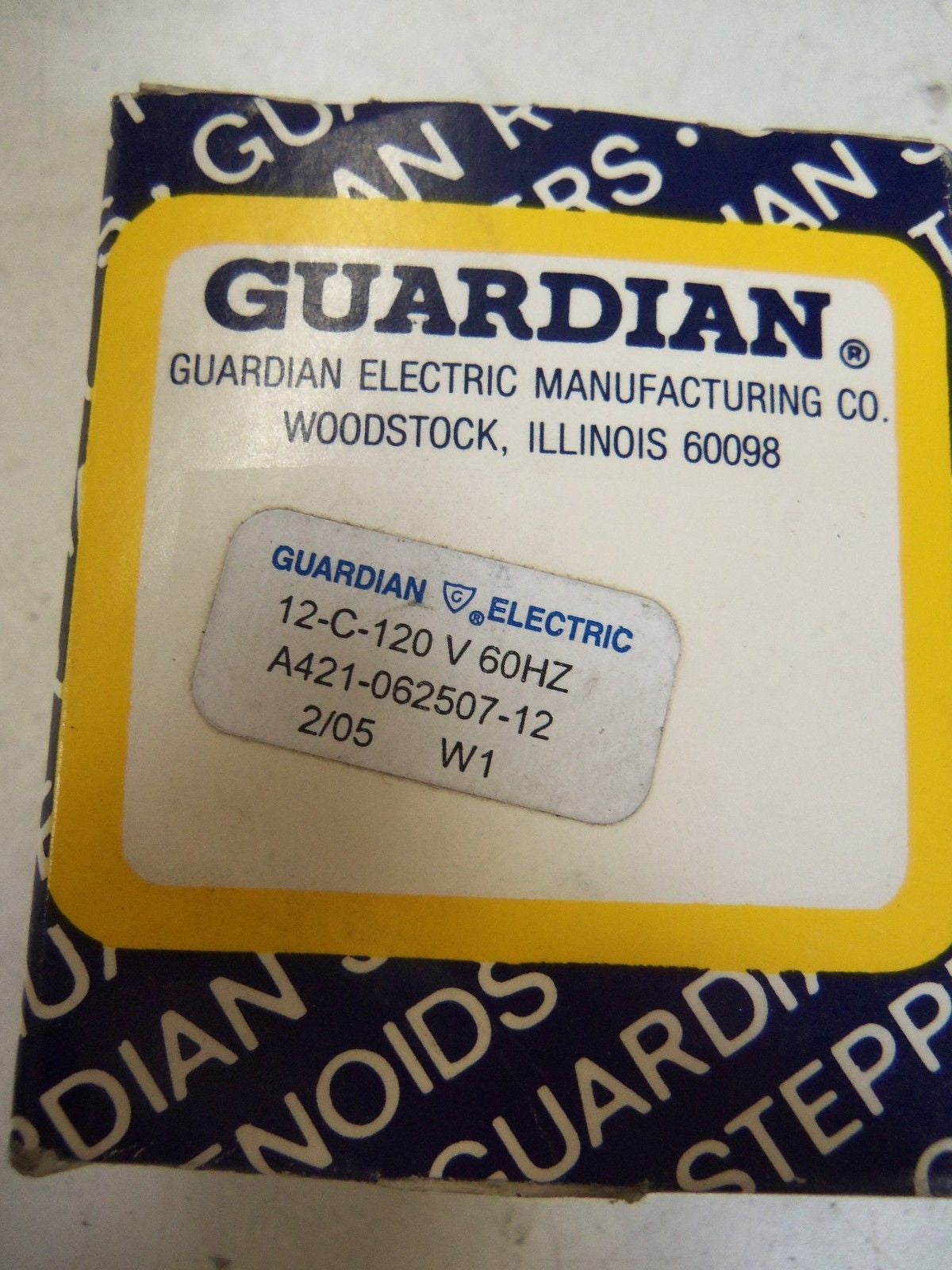 GUARDIAN ELECTRIC 12-C-120  *NEW IN BOX*
