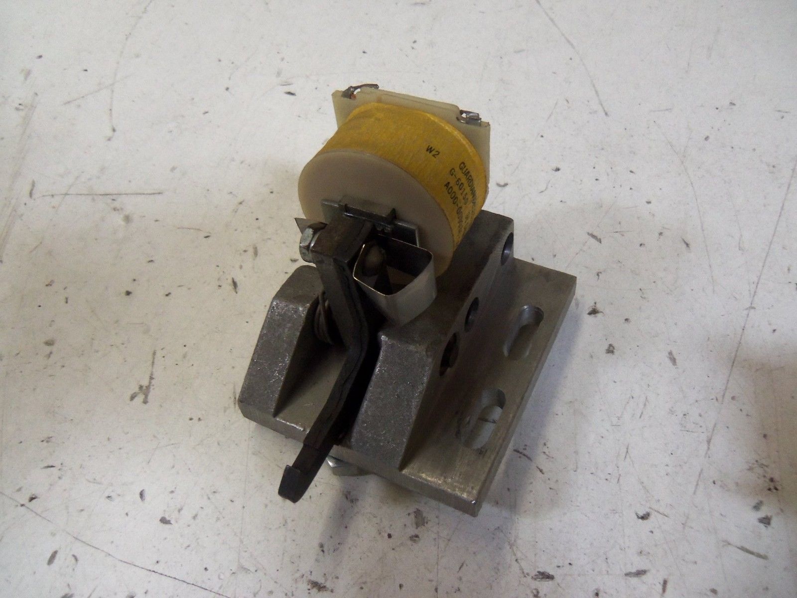GUARDIAN ELECTRIC A000-000036-00 *USED*