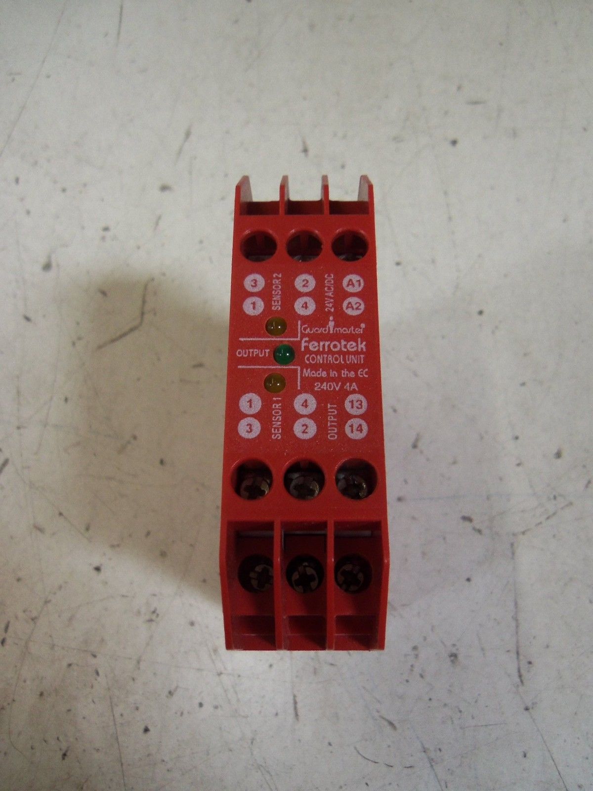 GUARDMASTER 44520-0010 *NEW NO BOX*