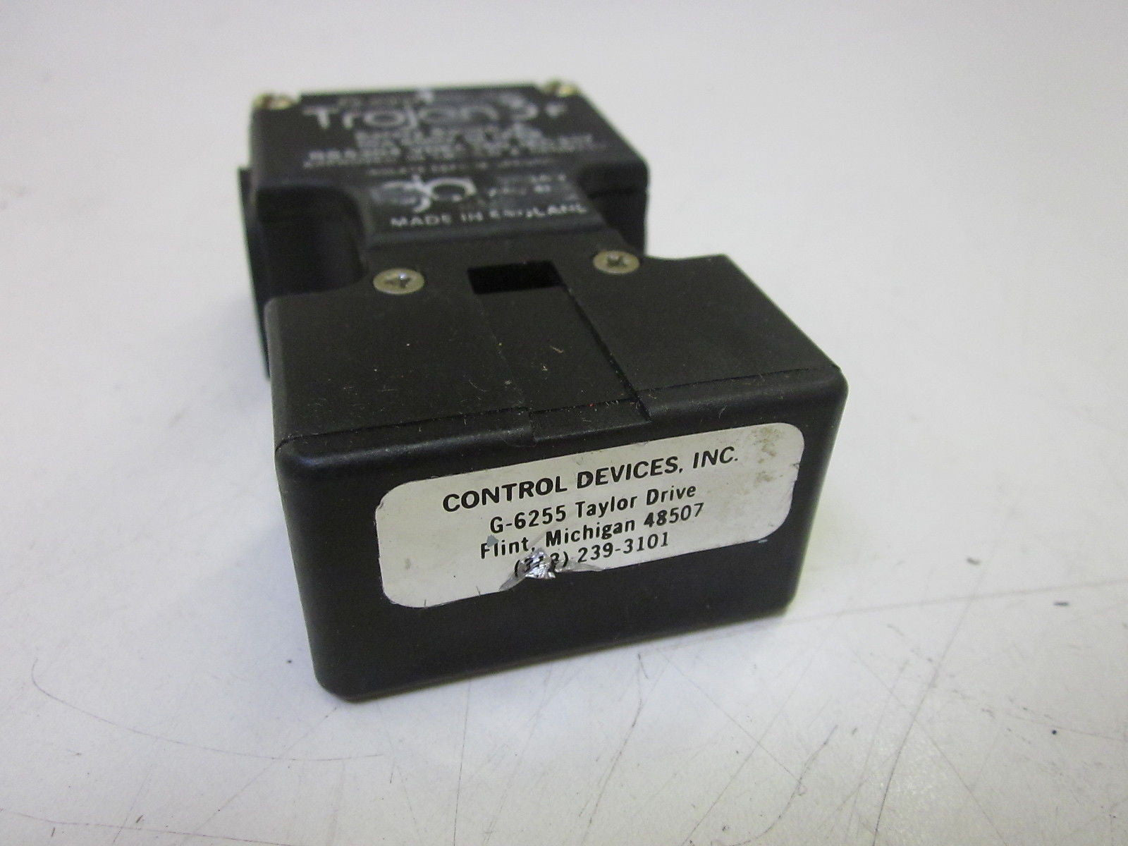 GUARD MASTER BS5304.VDE0660.IEC337 *USED*