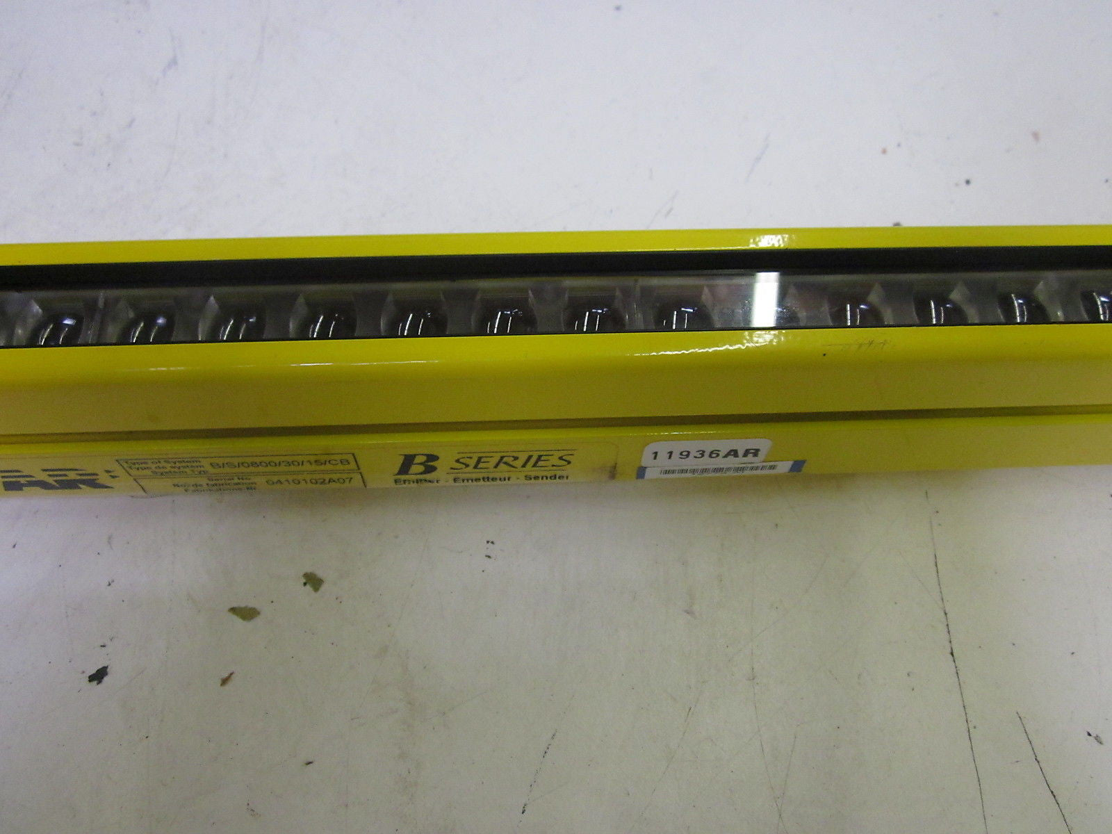 GUARDSTAR B/S/0/800/30/15/CB *NEW NO BOX*