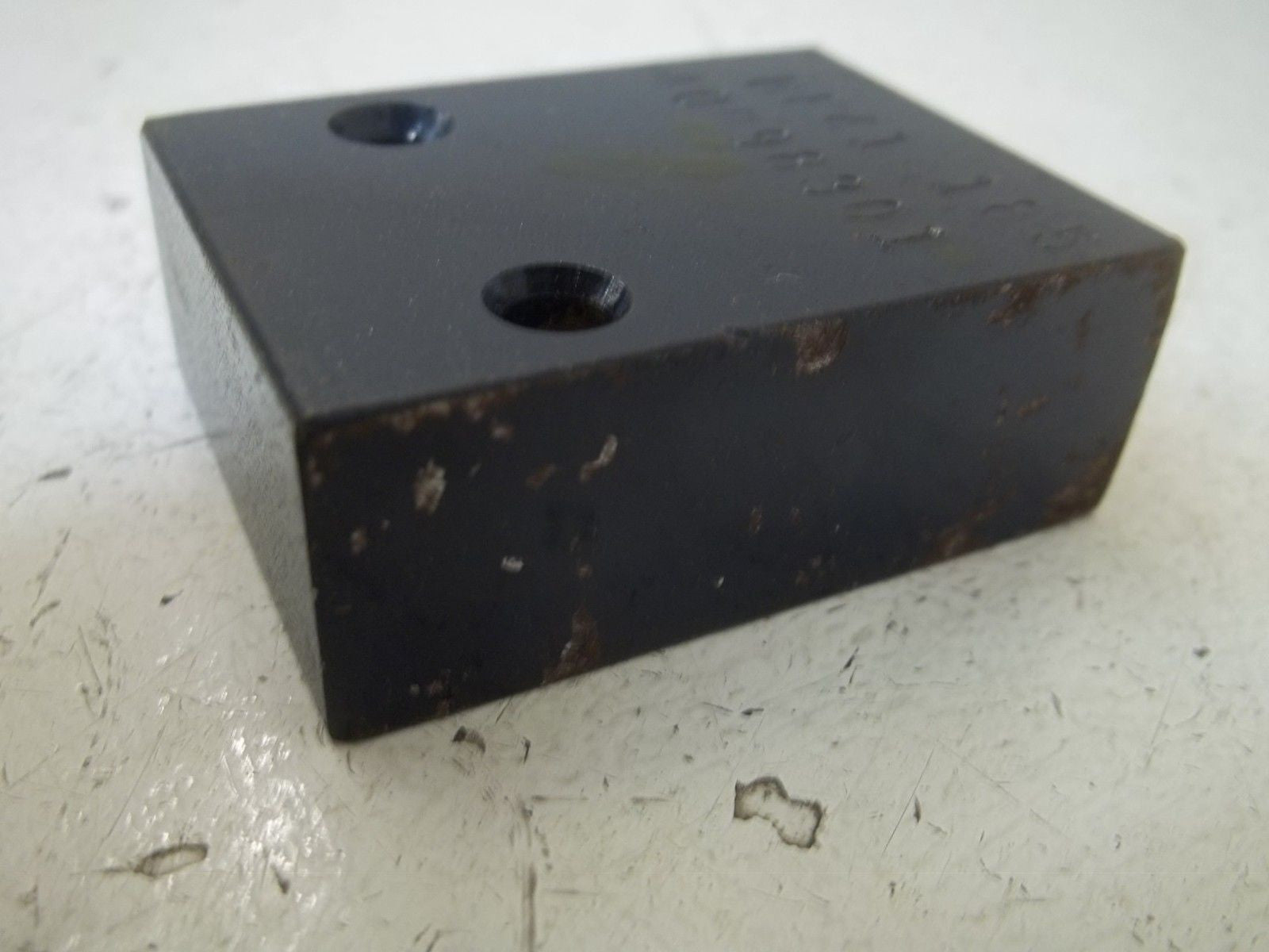 H841 185 *USED*