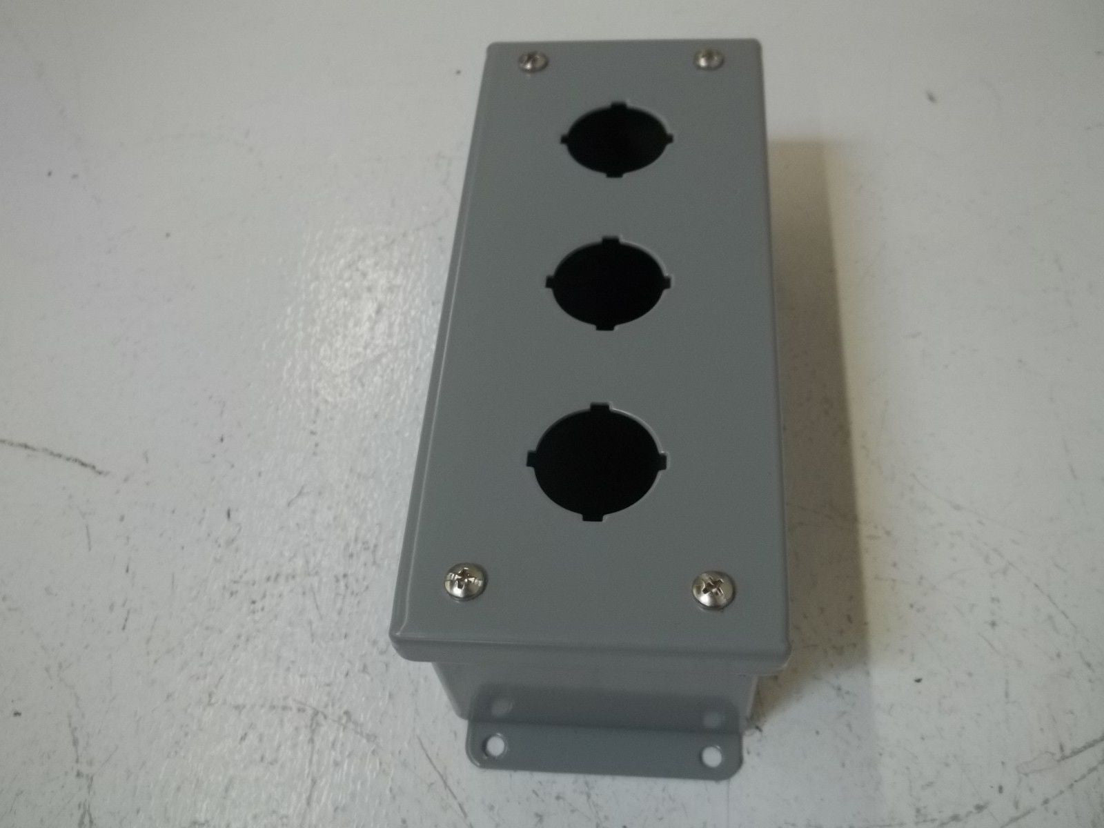 HAMMOND MANUFACTURING 1435C *NEW IN BOX*