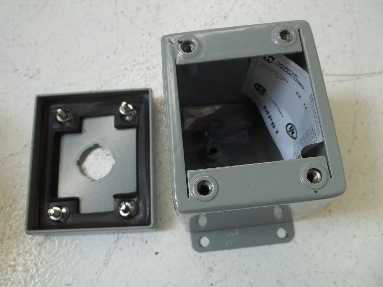 HAMMOND MANUFACTURING MPB1 *NEW NO BOX*