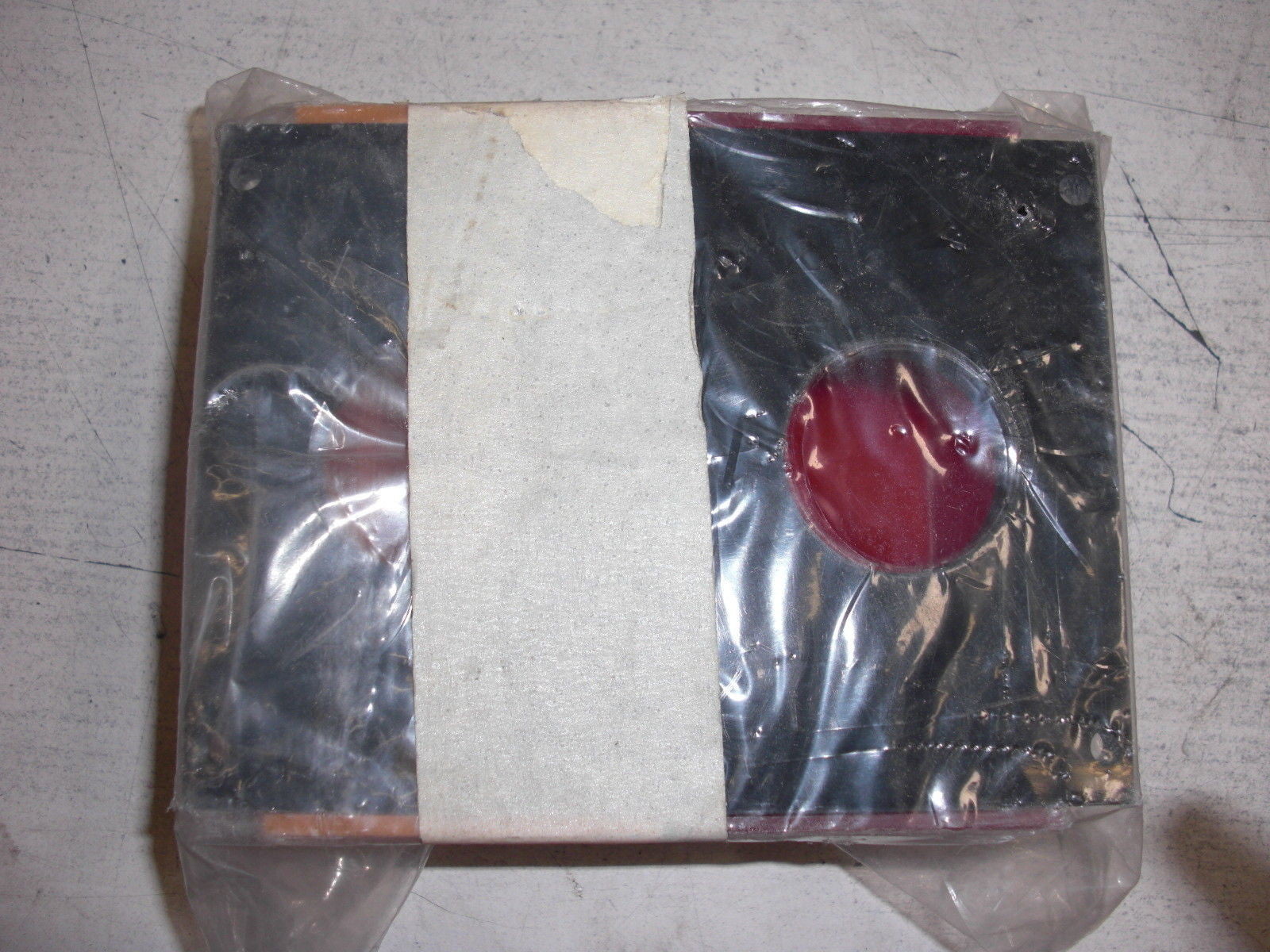 HARRIS LENS POCKET RED/ORANGE  XG28C799 *NEW*