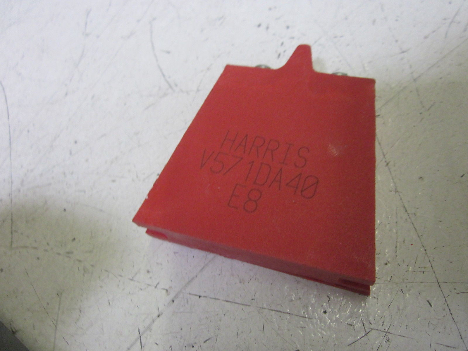 HARRIS V571DA40 VARISTOR *NEW NO BOX*