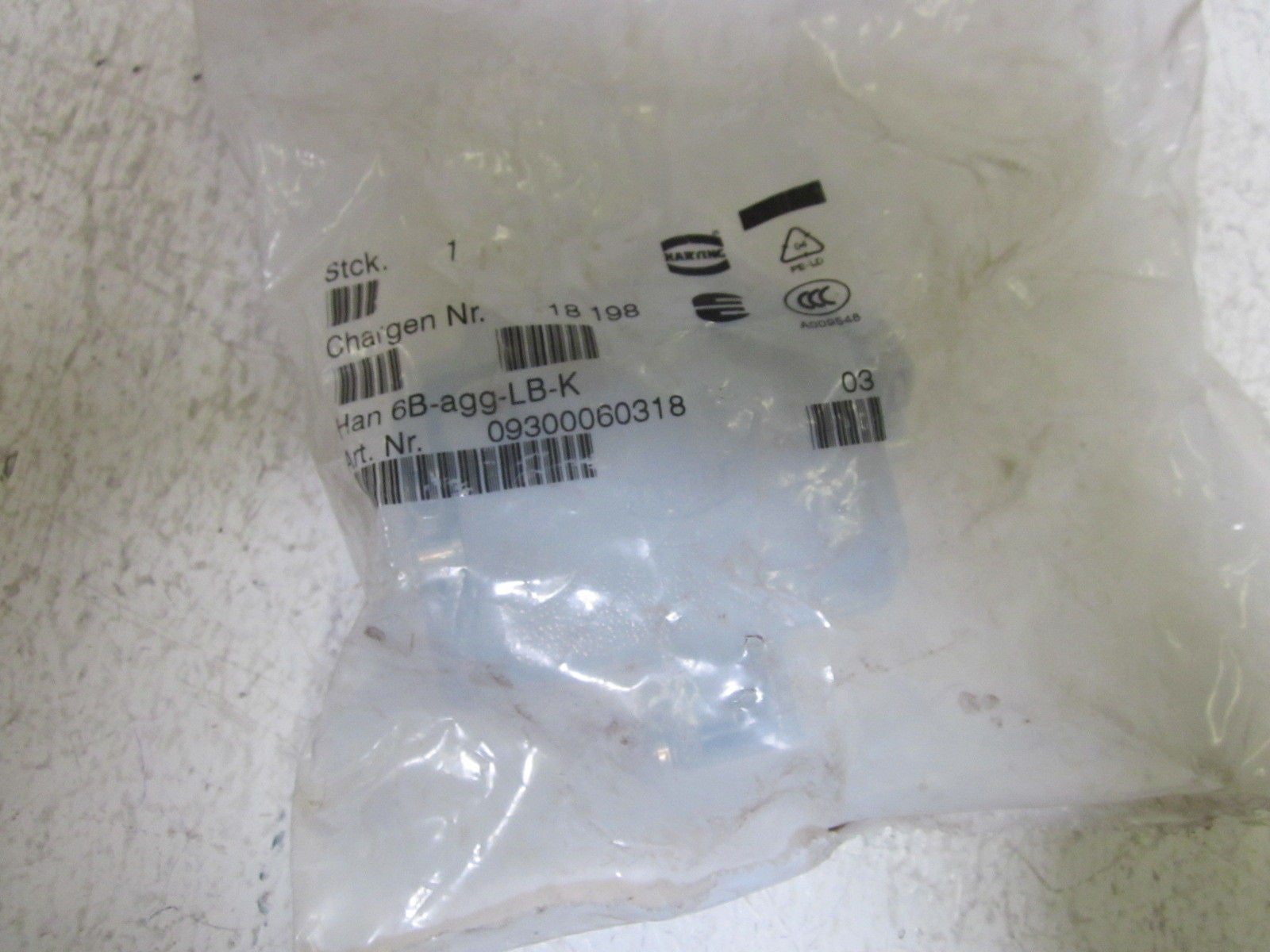 HARTING HAN- 6B-AGG-LB-K CONNECTOR W/ COVER  *NEW IN A FACTORY BAG*