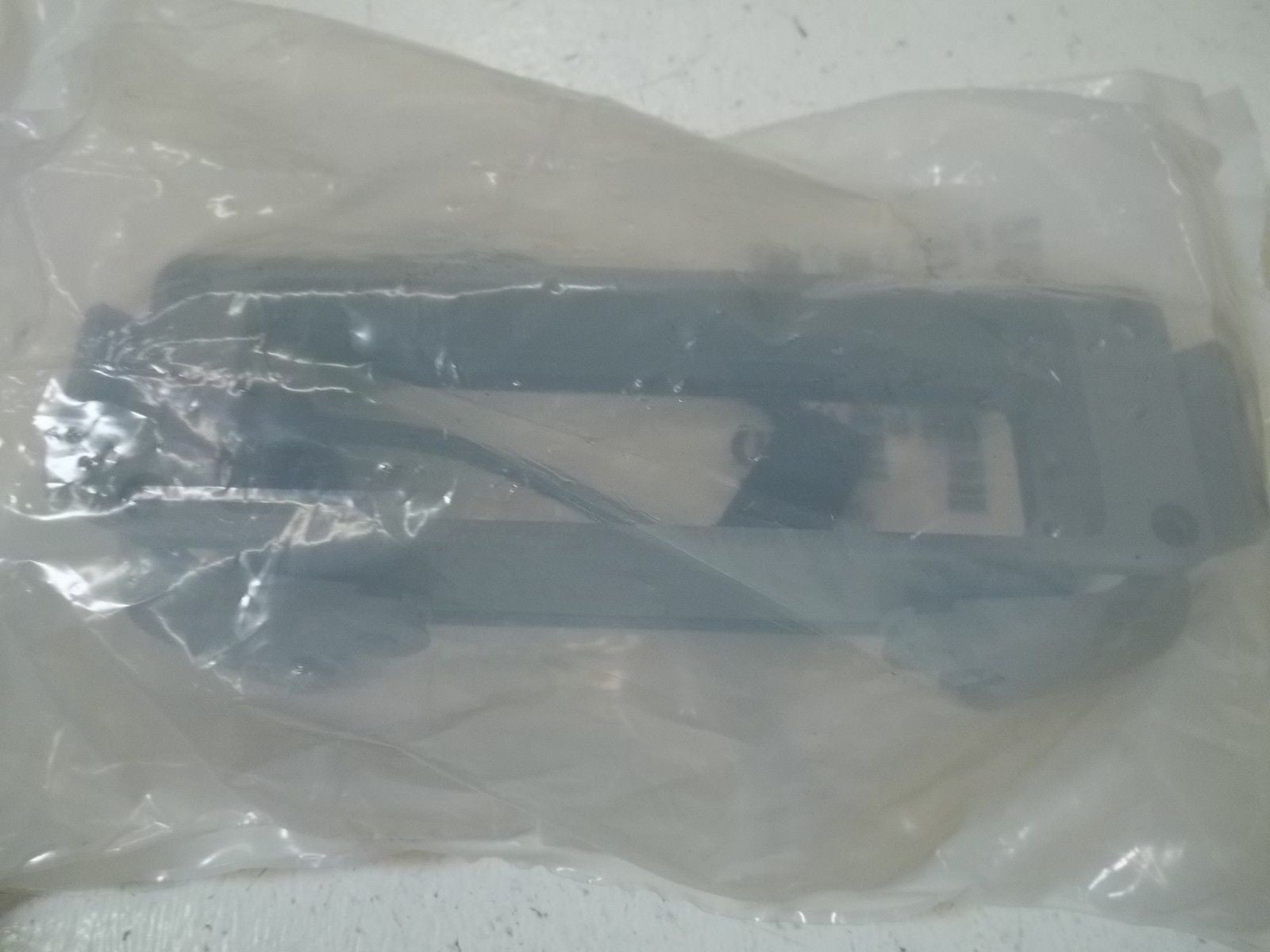 HARTING HAN24B-AGG-QB METAL CONNECTOR *NEW IN A FACTORY BAG*