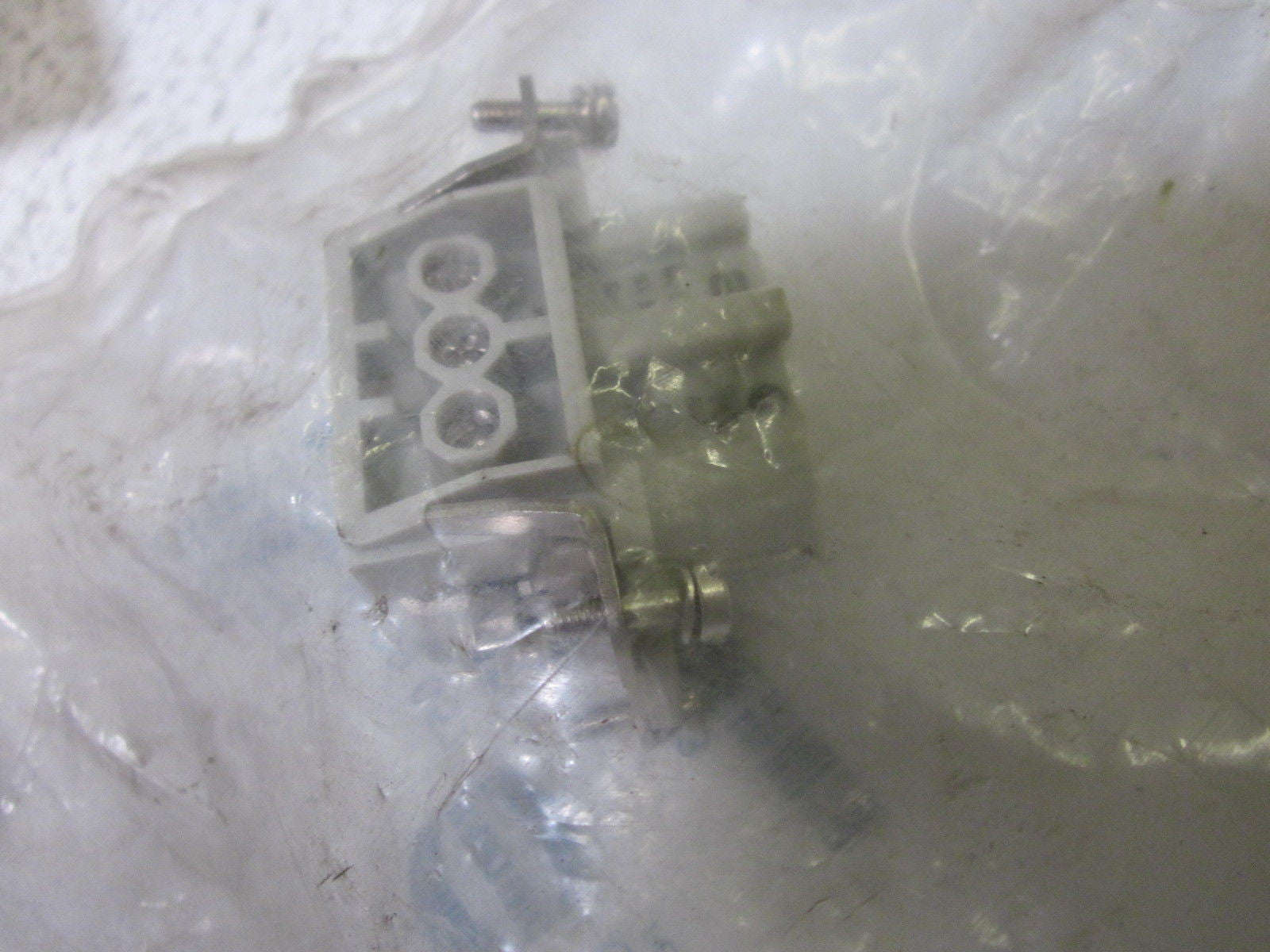 HARTING HAN6E-BU-S BODY CONNECTOR *NEW IN FACTORY BAG*
