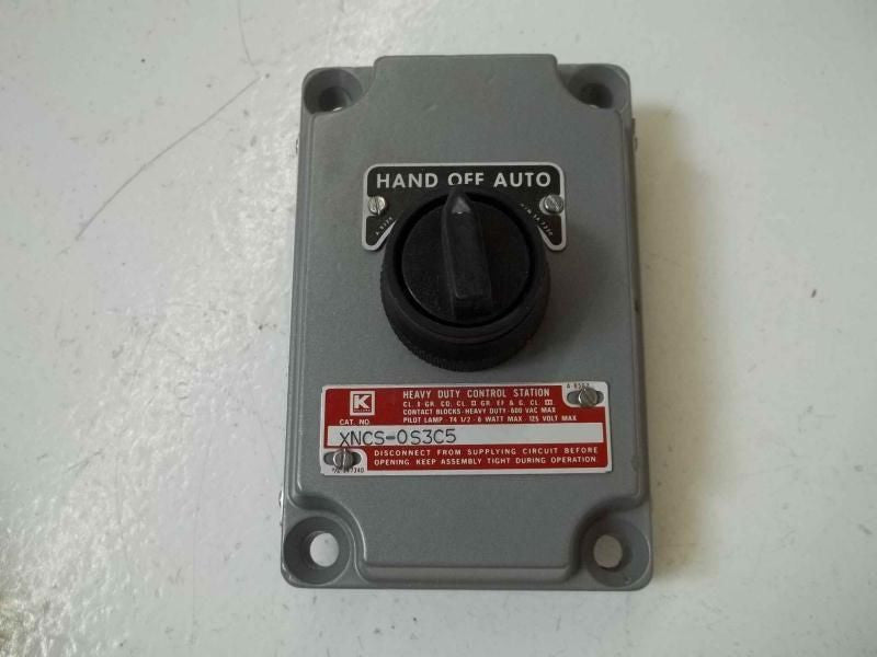 HEAVY DUTY CONTROL XNCS-0S3C5 *NEW OUT OF A  BOX*