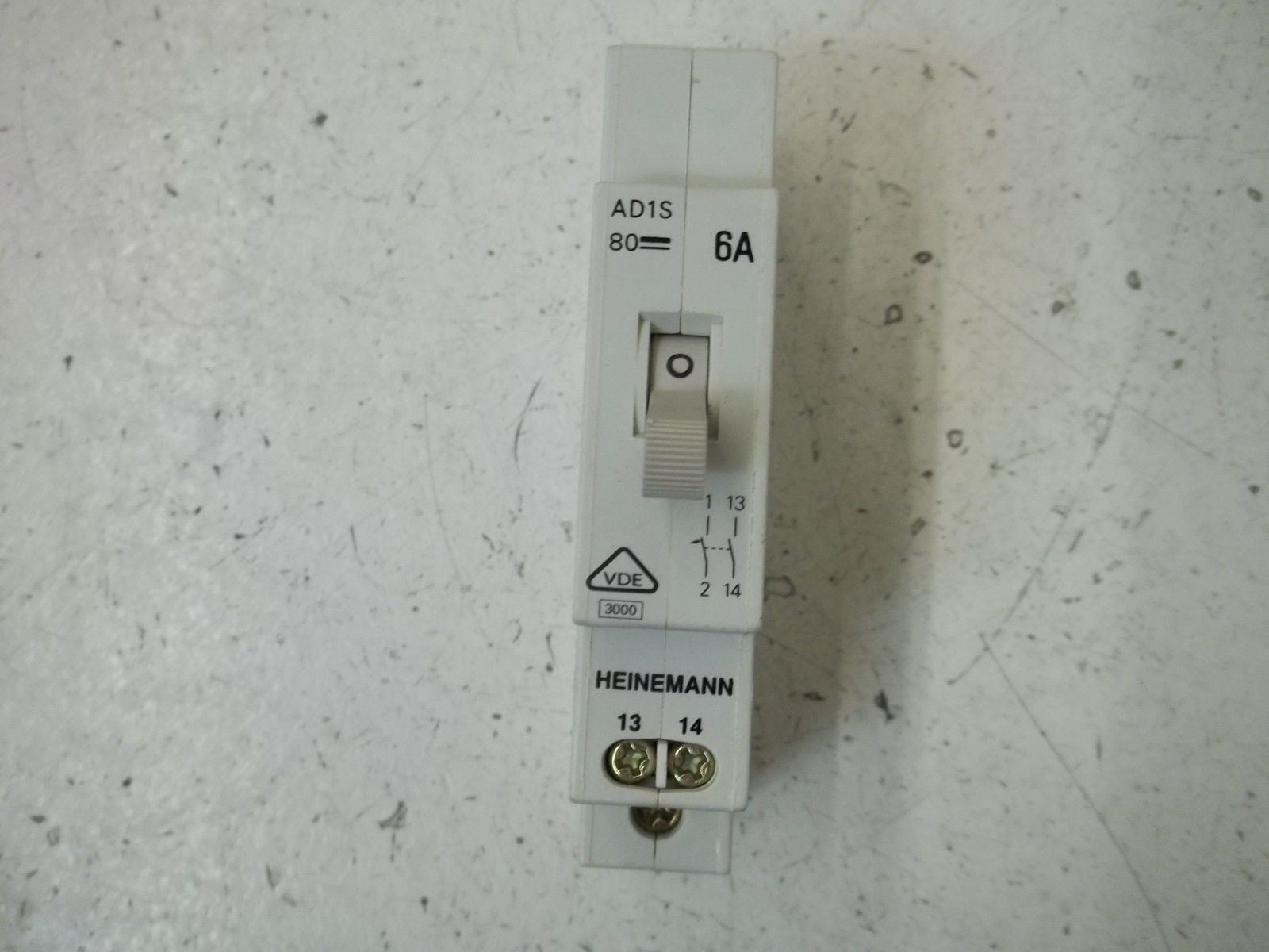 HEINEMANN AD1S-B2-A0-DN-H-A-61 AUXILIARY SWITCH 80VAC*NEW NO BOX*