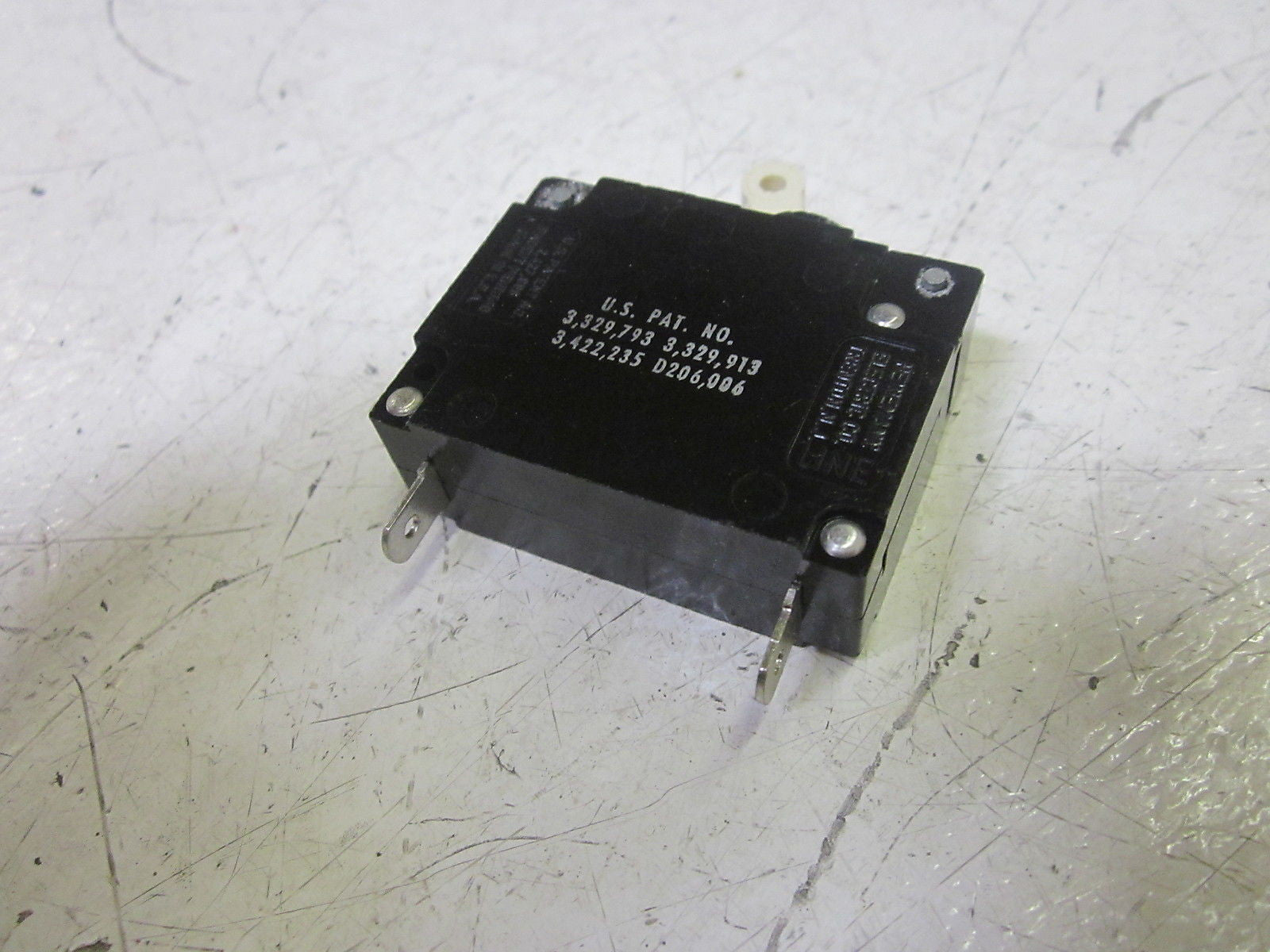 HEINEMANN JA1-A3 CIRCUIT BREAKER 5A 250VAC  *NEW IN BOX*