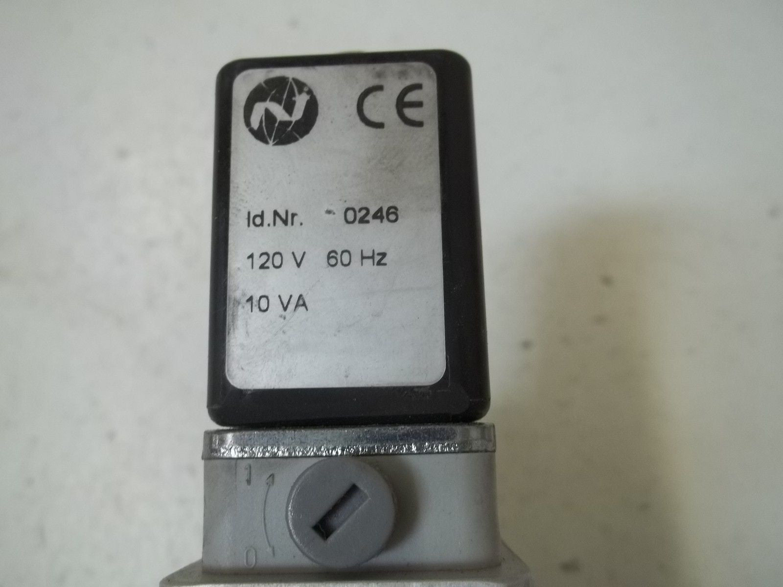 HEROIN 2637250 SOLENOID VALVE 25-150 PSI *USED*
