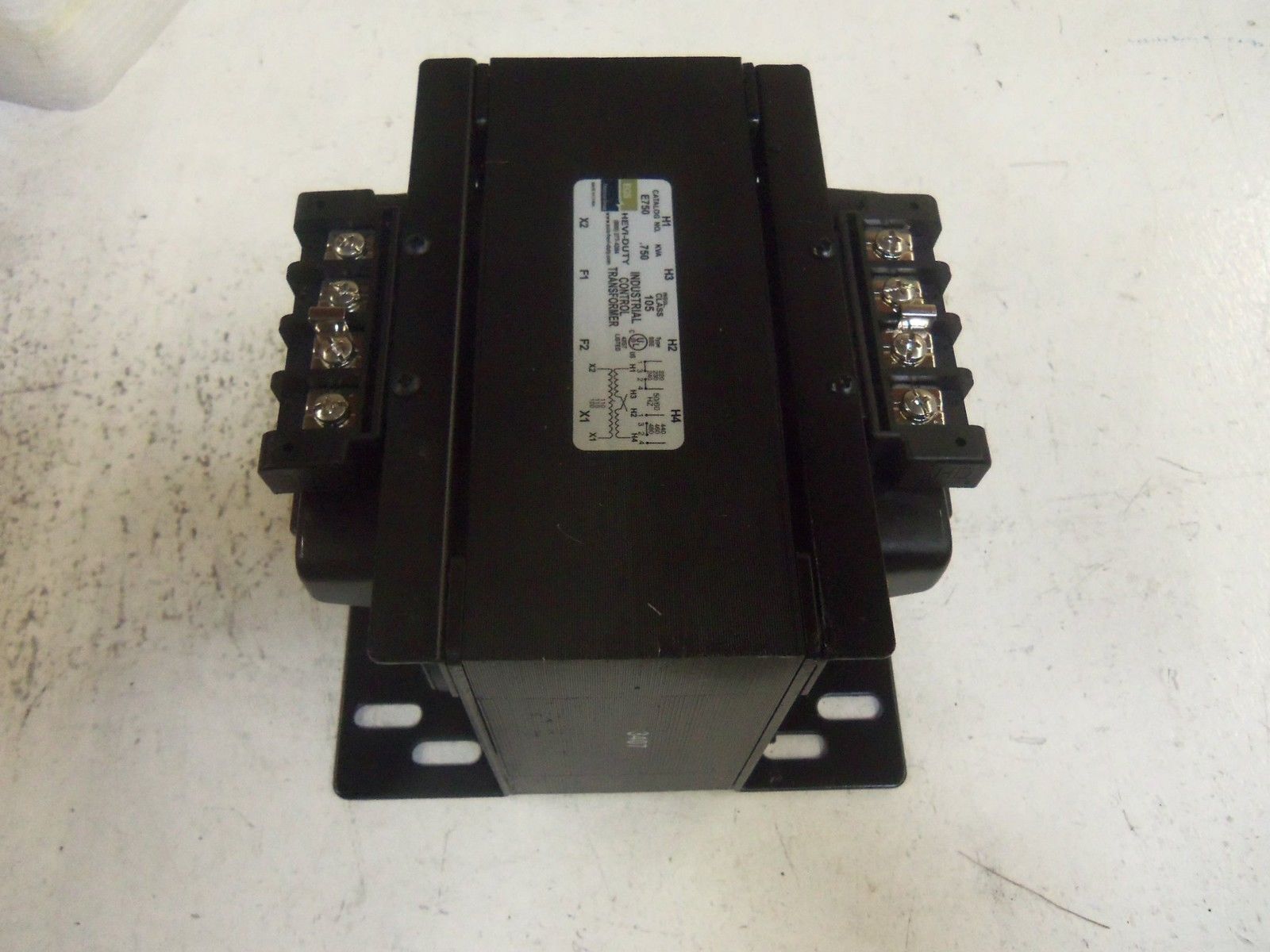 HEVI DUTY E750 *NEW IN BOX*
