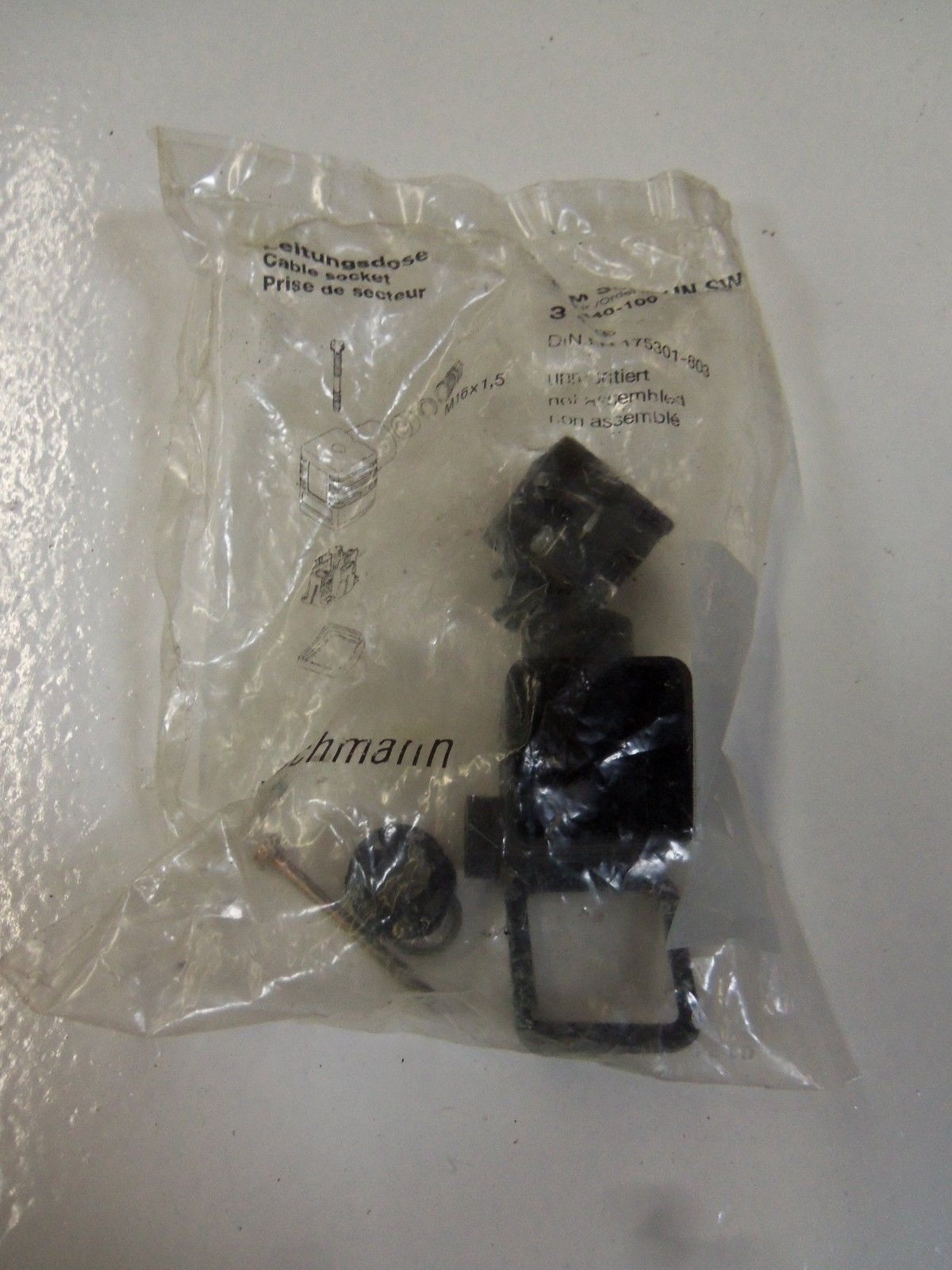 HIRSCHMANN GDM3016HNSW CONNECTOR CABLE SOCKET *NEW IN FACTORY BAG*