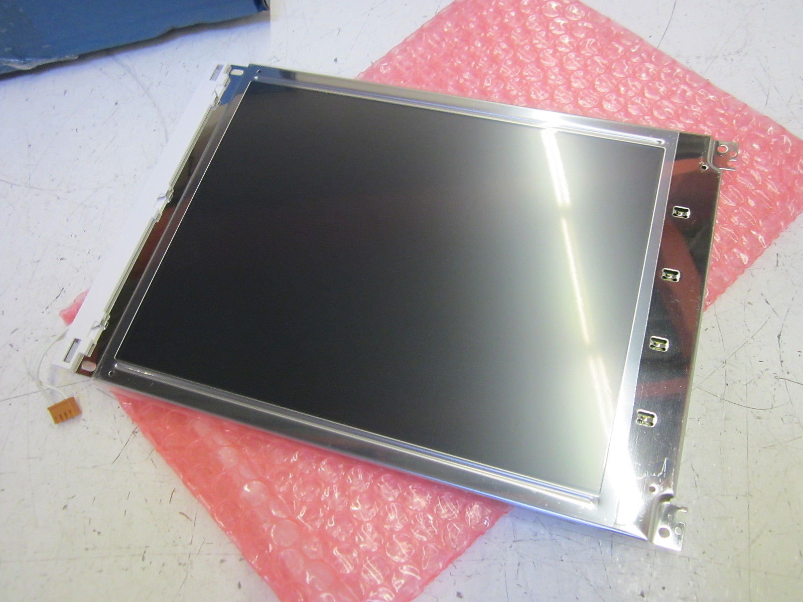 HITACHI PANEL VIEW SP24V001 *NEW IN BOX*